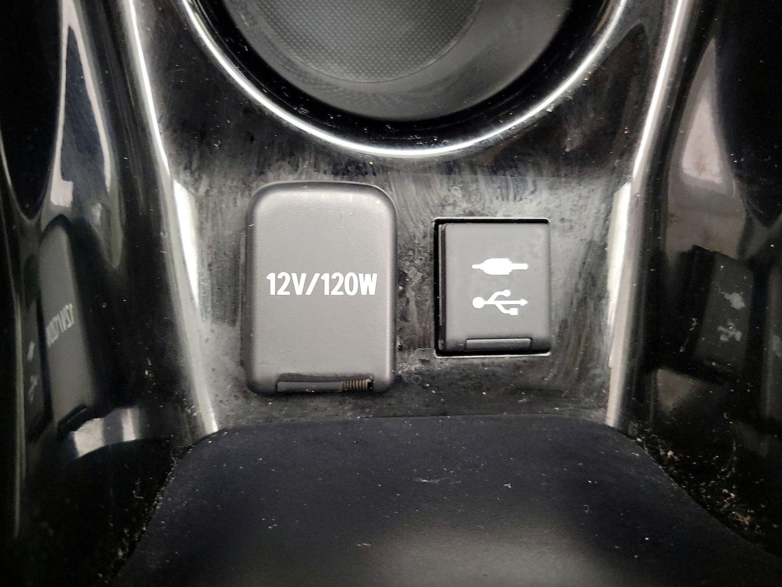 2022 Toyota Prius Prime XLE - Photo 19
