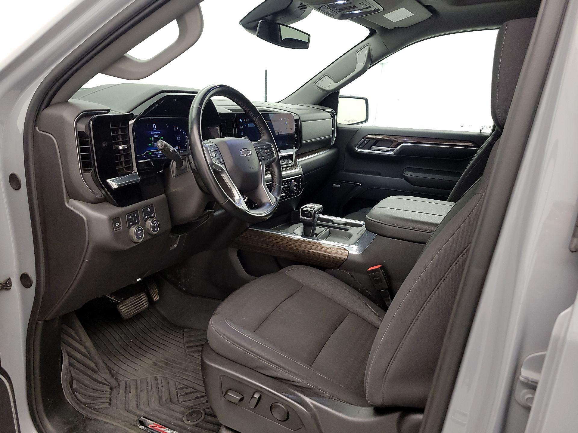Thumbnail: 2024 Chevrolet Silverado 1500 - 11