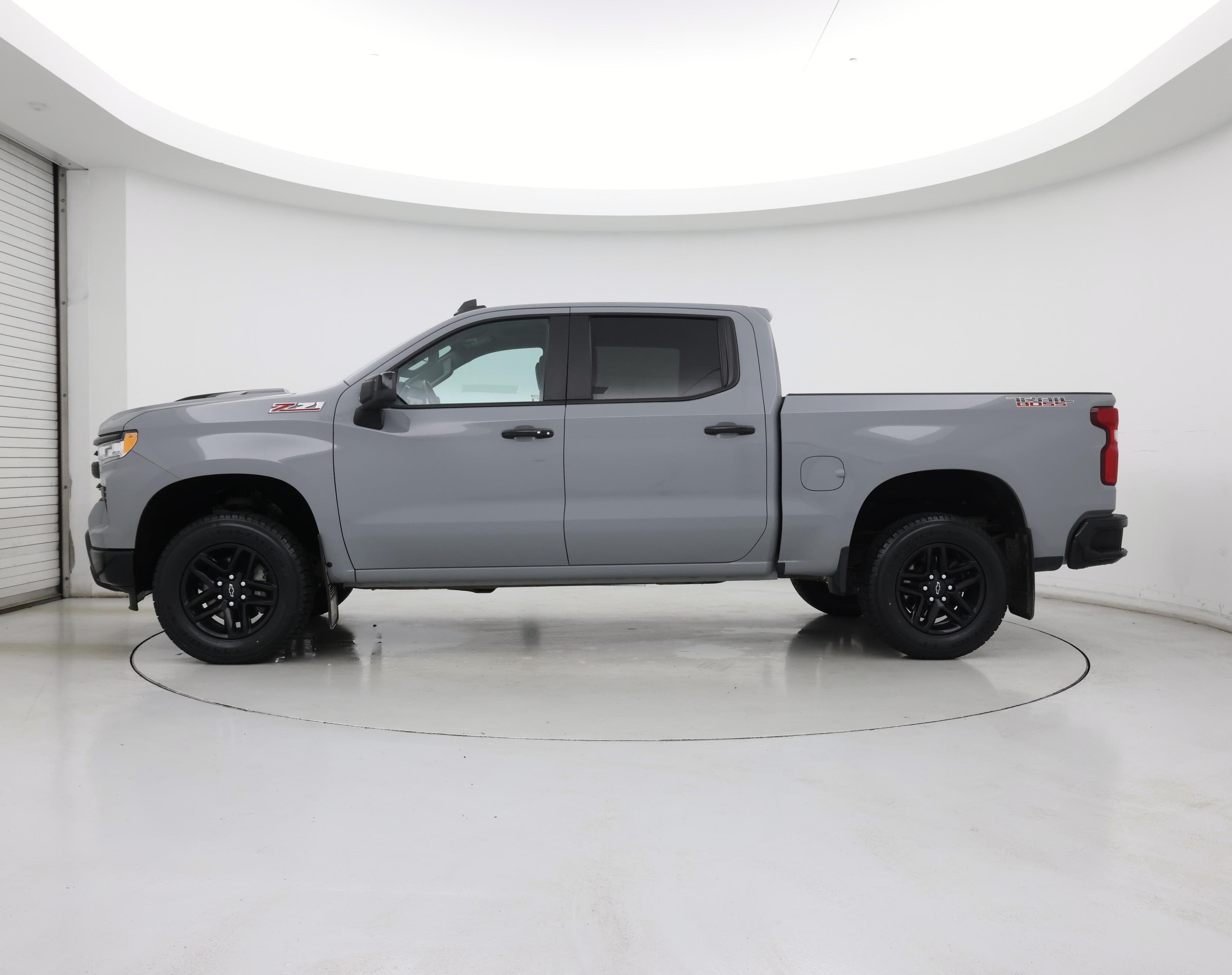 Thumbnail: 2024 Chevrolet Silverado 1500 - 3