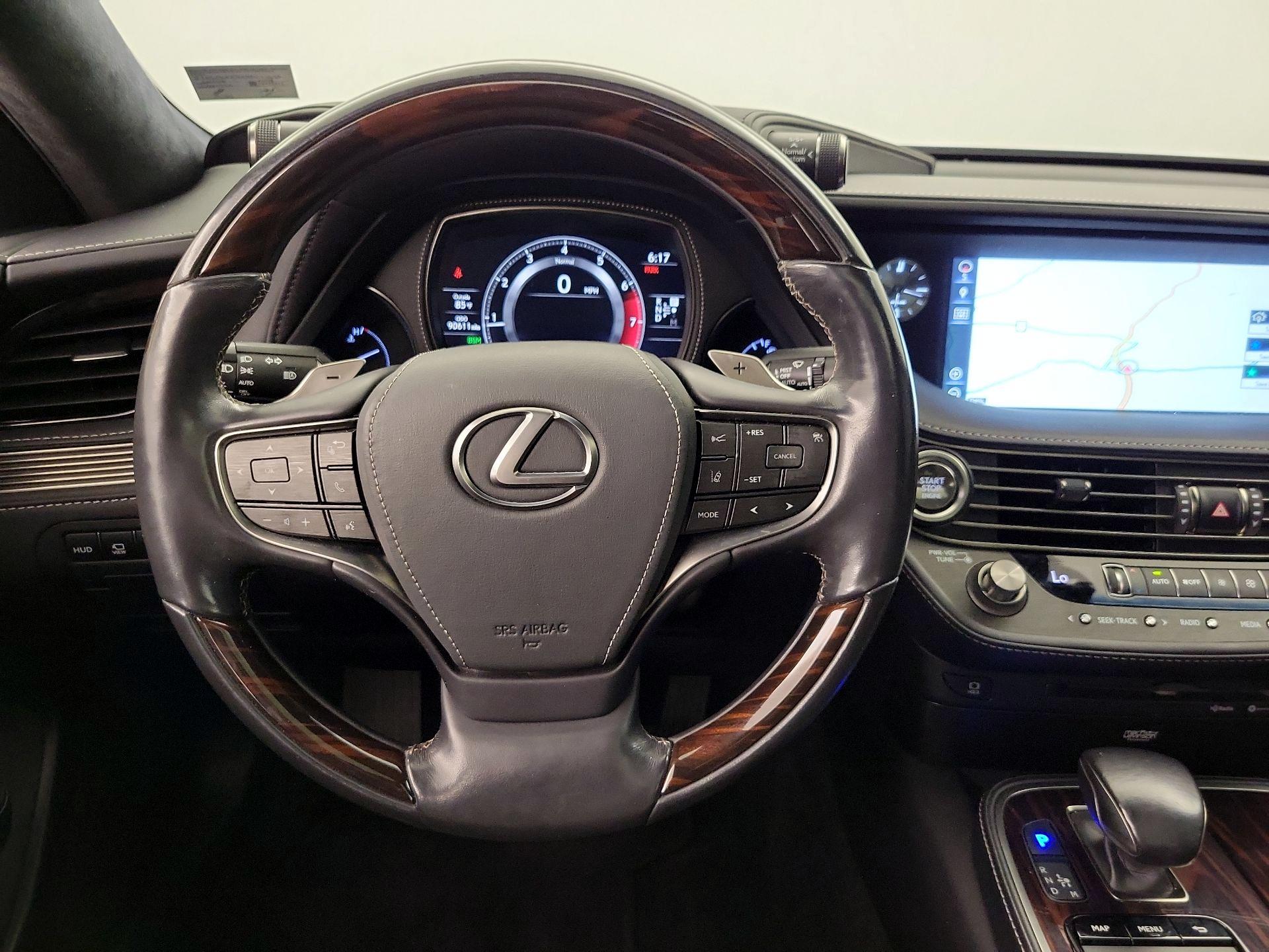 Thumbnail: 2018 Lexus LS - 10