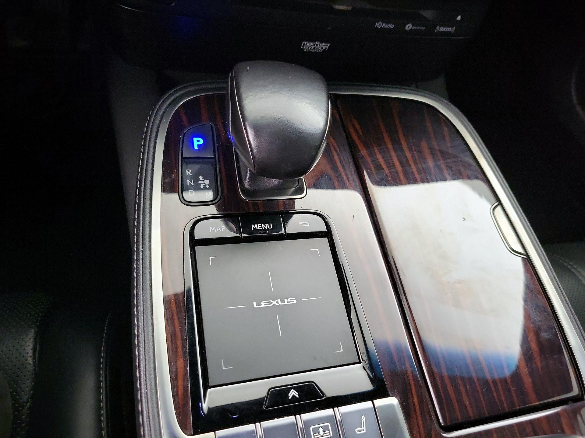 Thumbnail: 2018 Lexus LS - 18