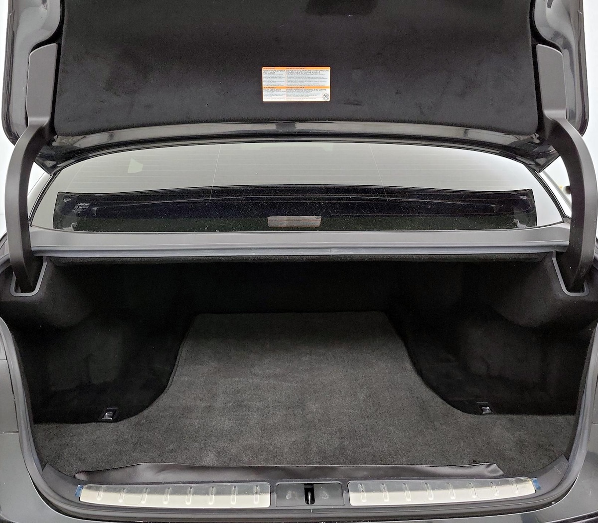 Trunk/Cargo (Seats Up)