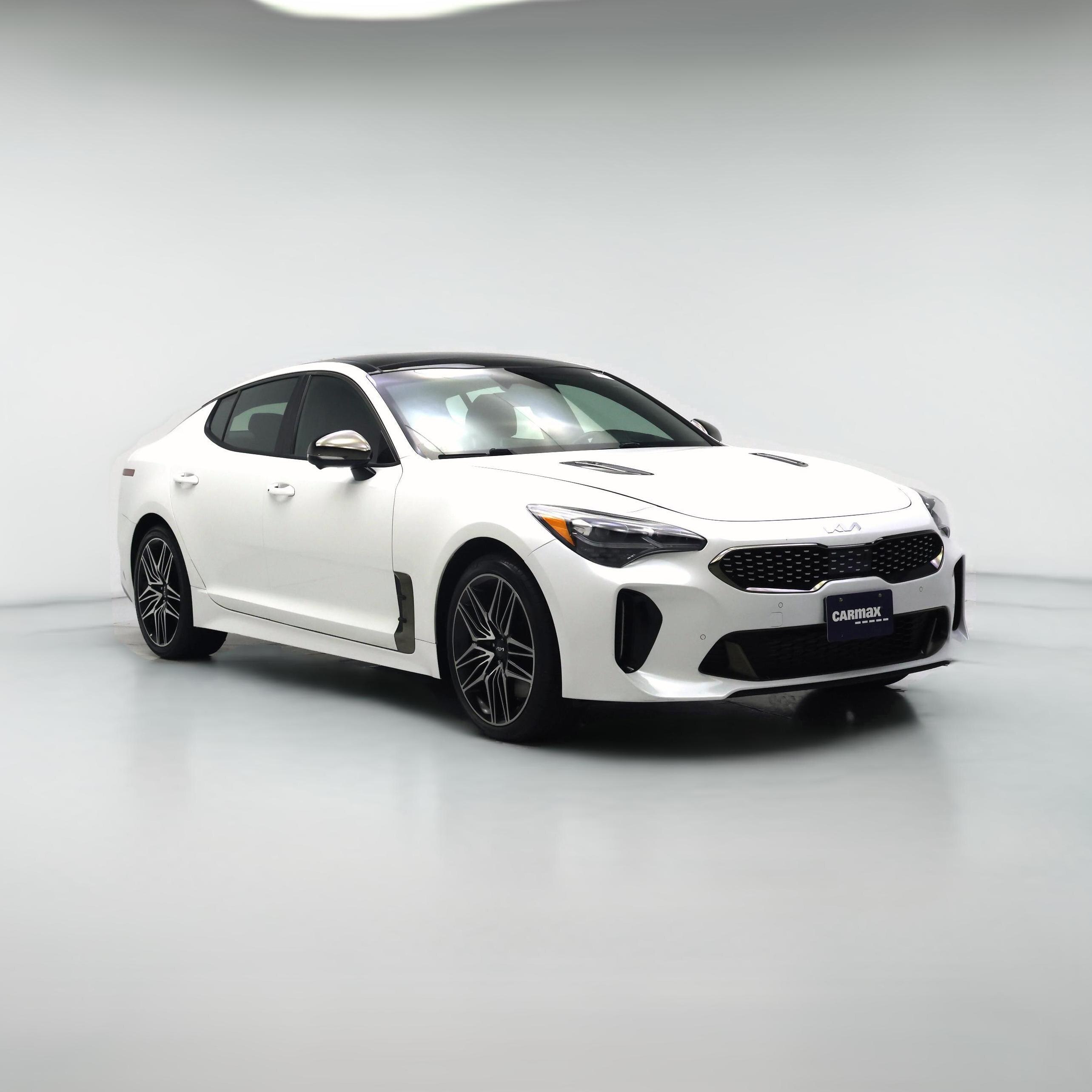 Thumbnail: 2023 Kia Stinger - 1