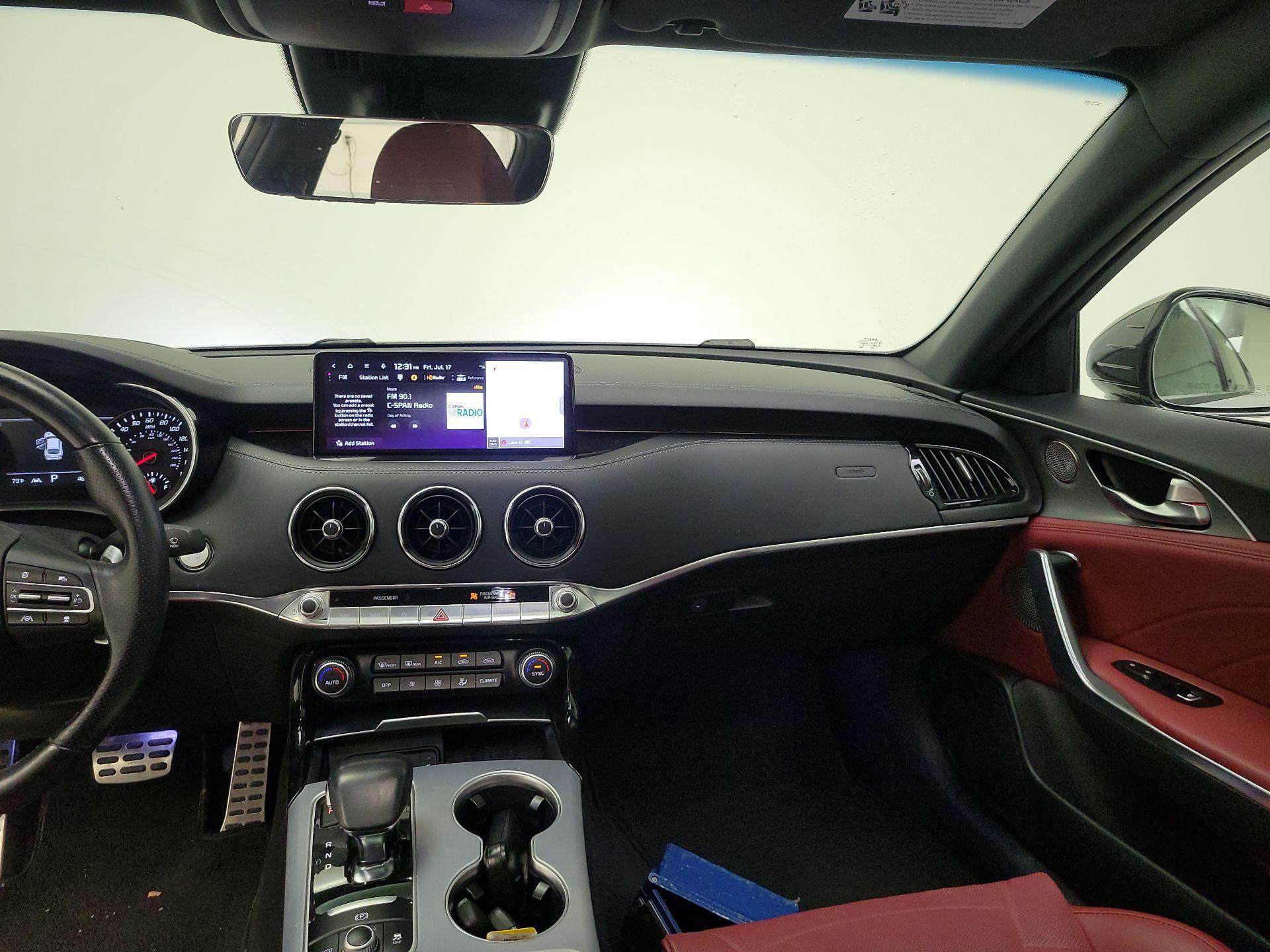 Thumbnail: 2023 Kia Stinger - 9