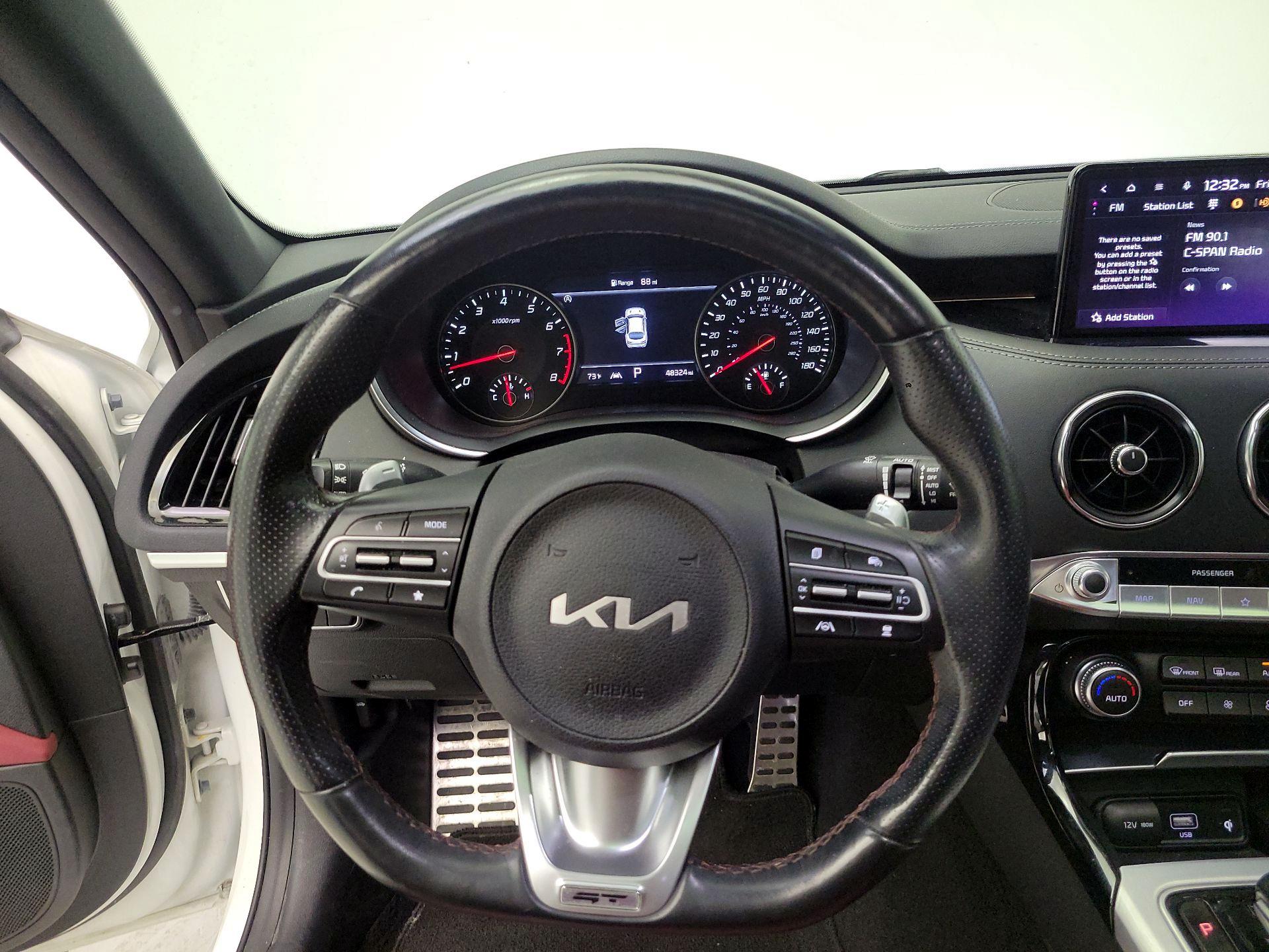 Thumbnail: 2023 Kia Stinger - 10