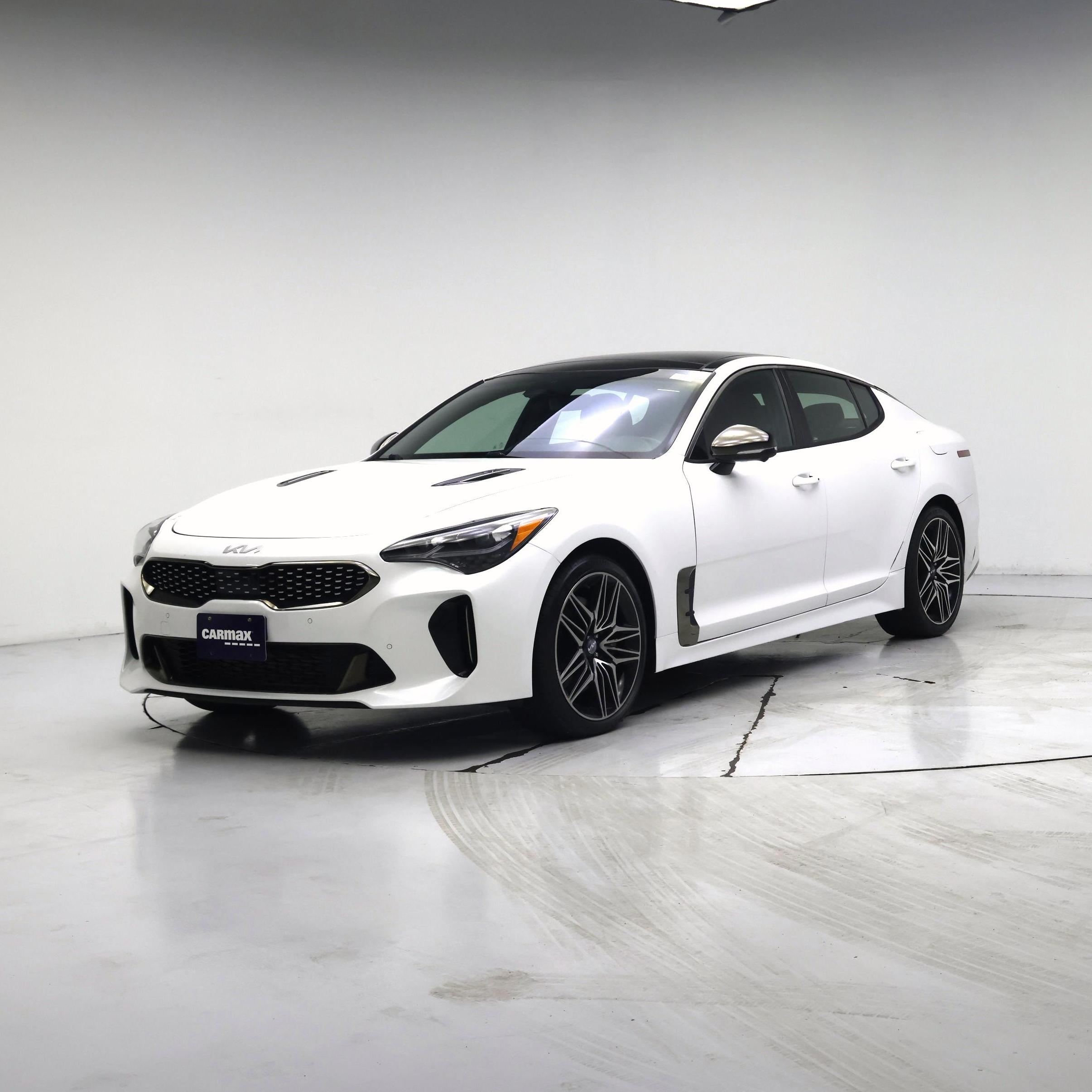 Thumbnail: 2023 Kia Stinger - 4