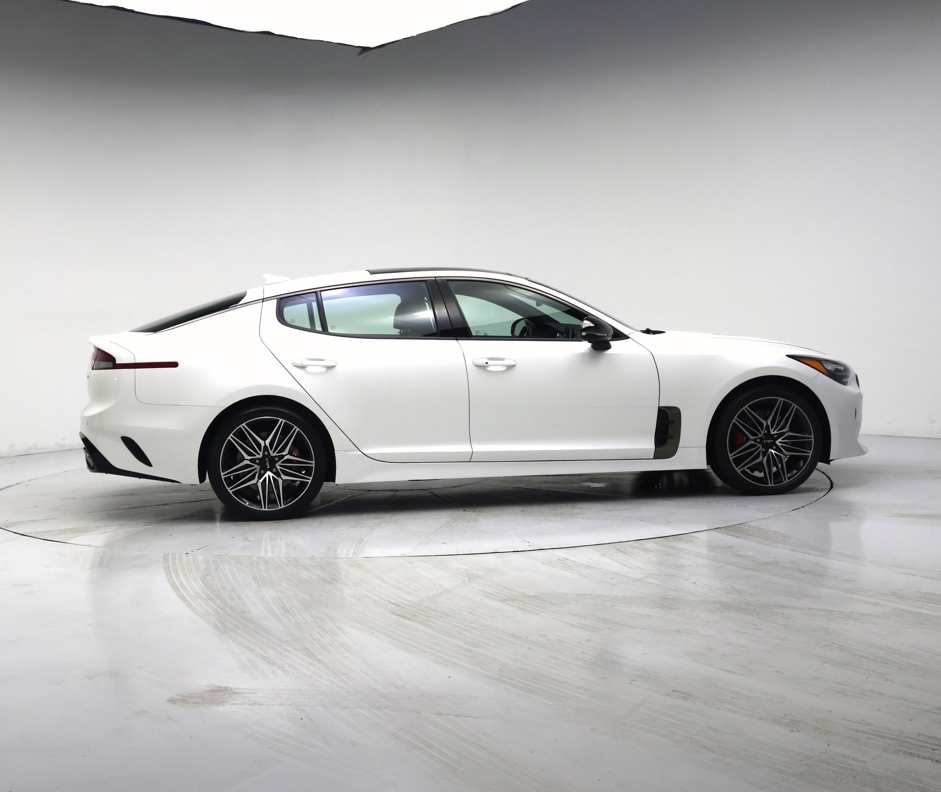 Thumbnail: 2023 Kia Stinger - 7