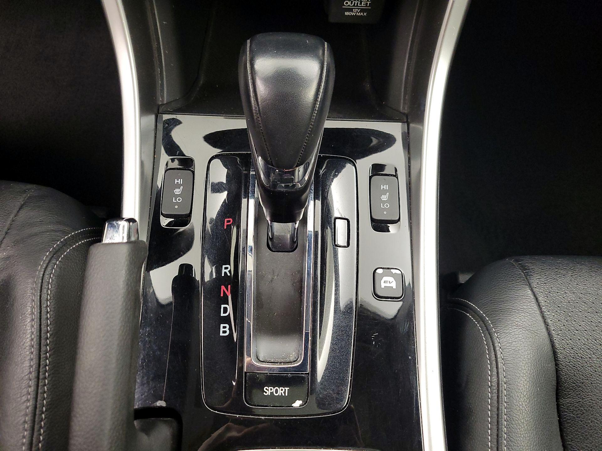 Thumbnail: 2017 Honda Accord - 17