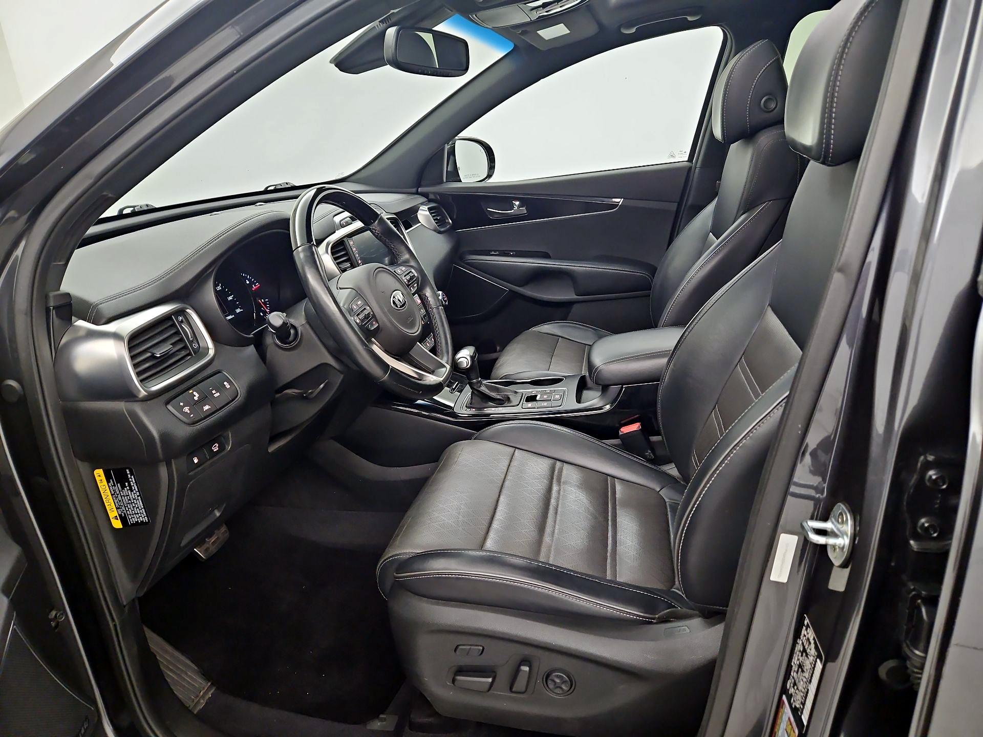 Thumbnail: 2017 Kia Sorento - 11