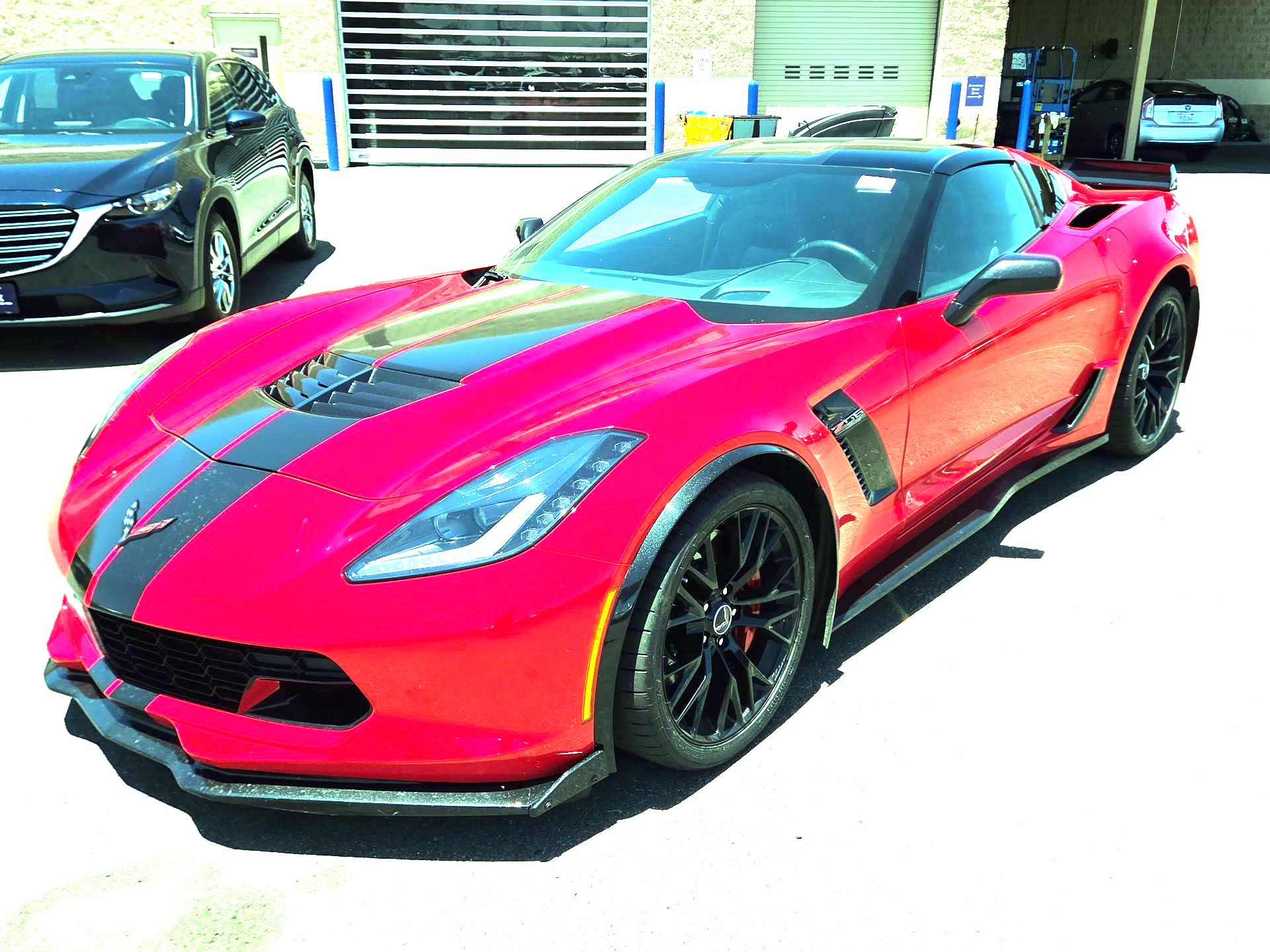 Thumbnail: 2015 Chevrolet Corvette - 3