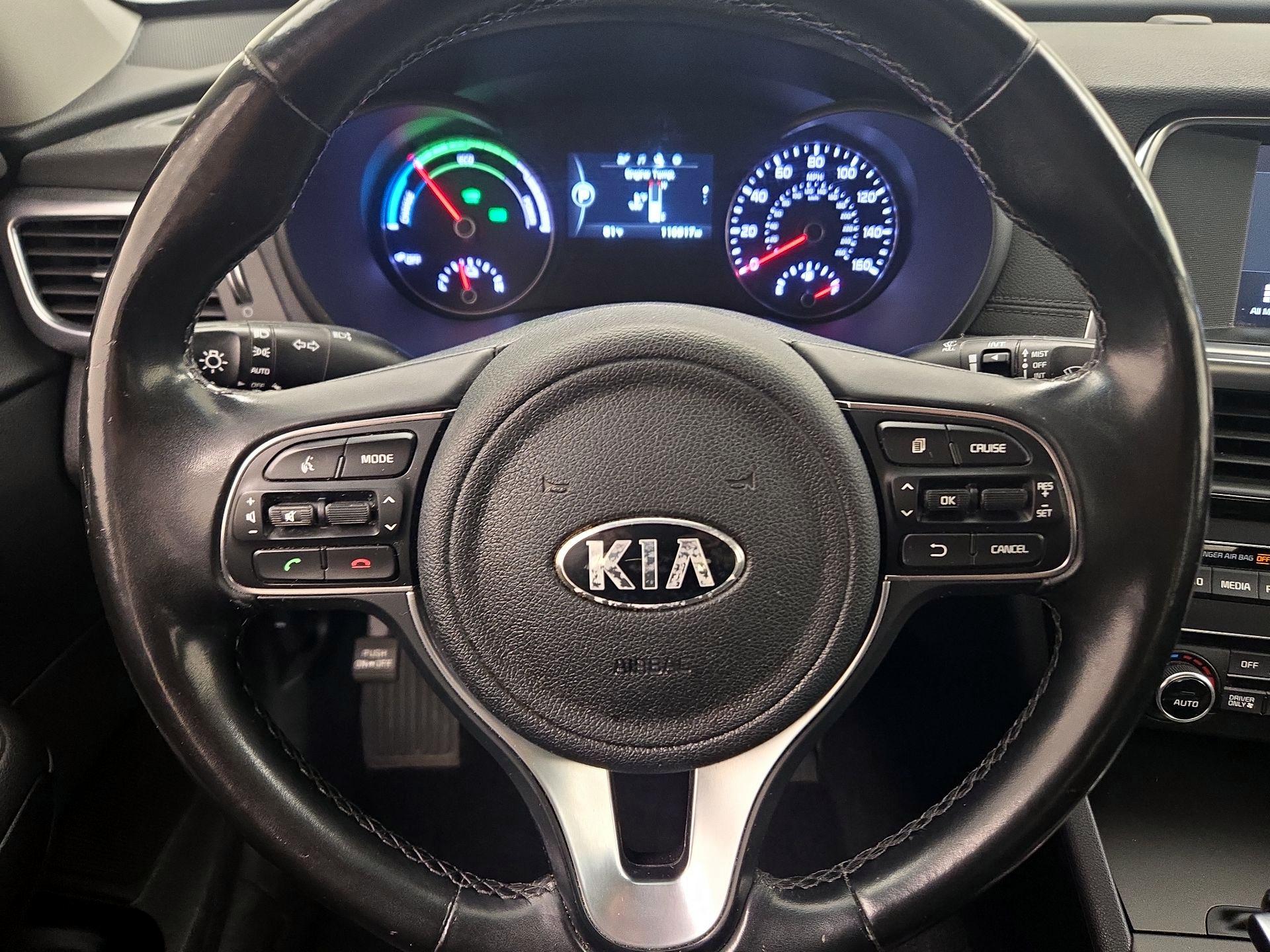 Thumbnail: 2017 Kia Optima - 10