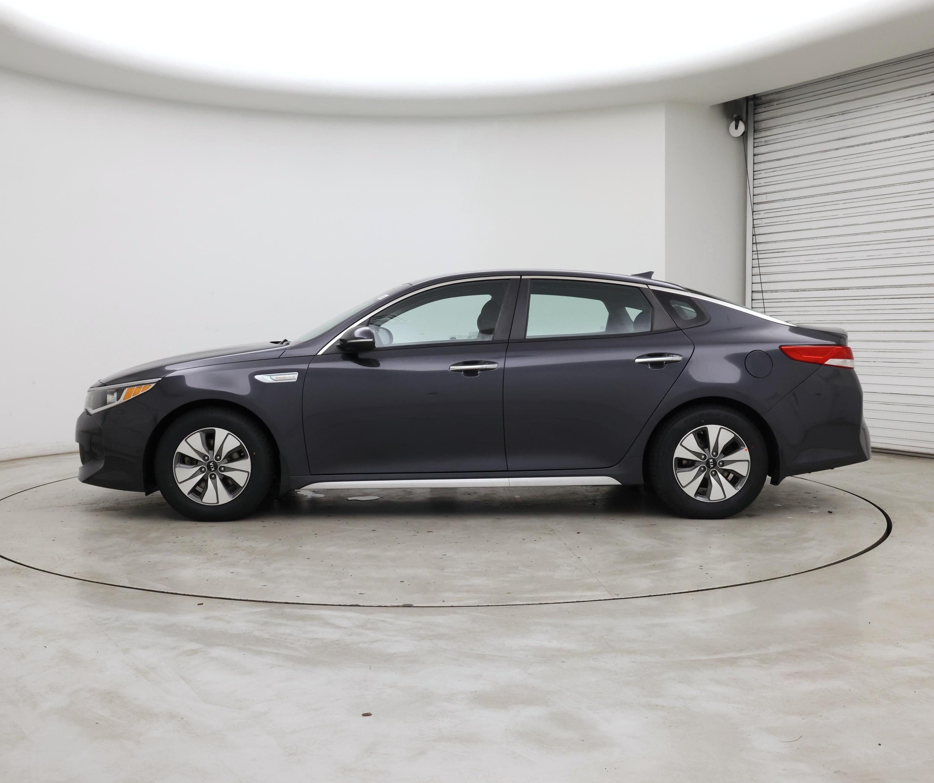 Thumbnail: 2017 Kia Optima - 3