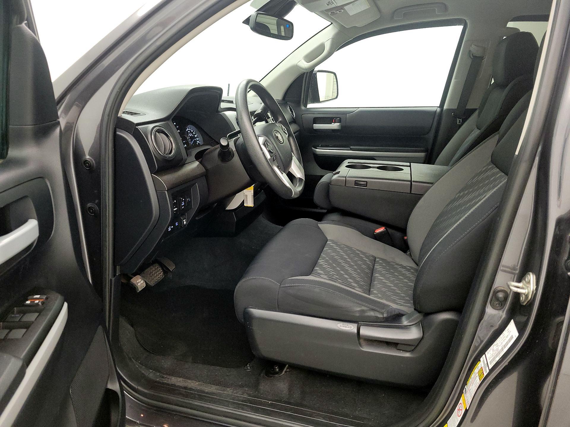 Thumbnail: 2019 Toyota Tundra - 11