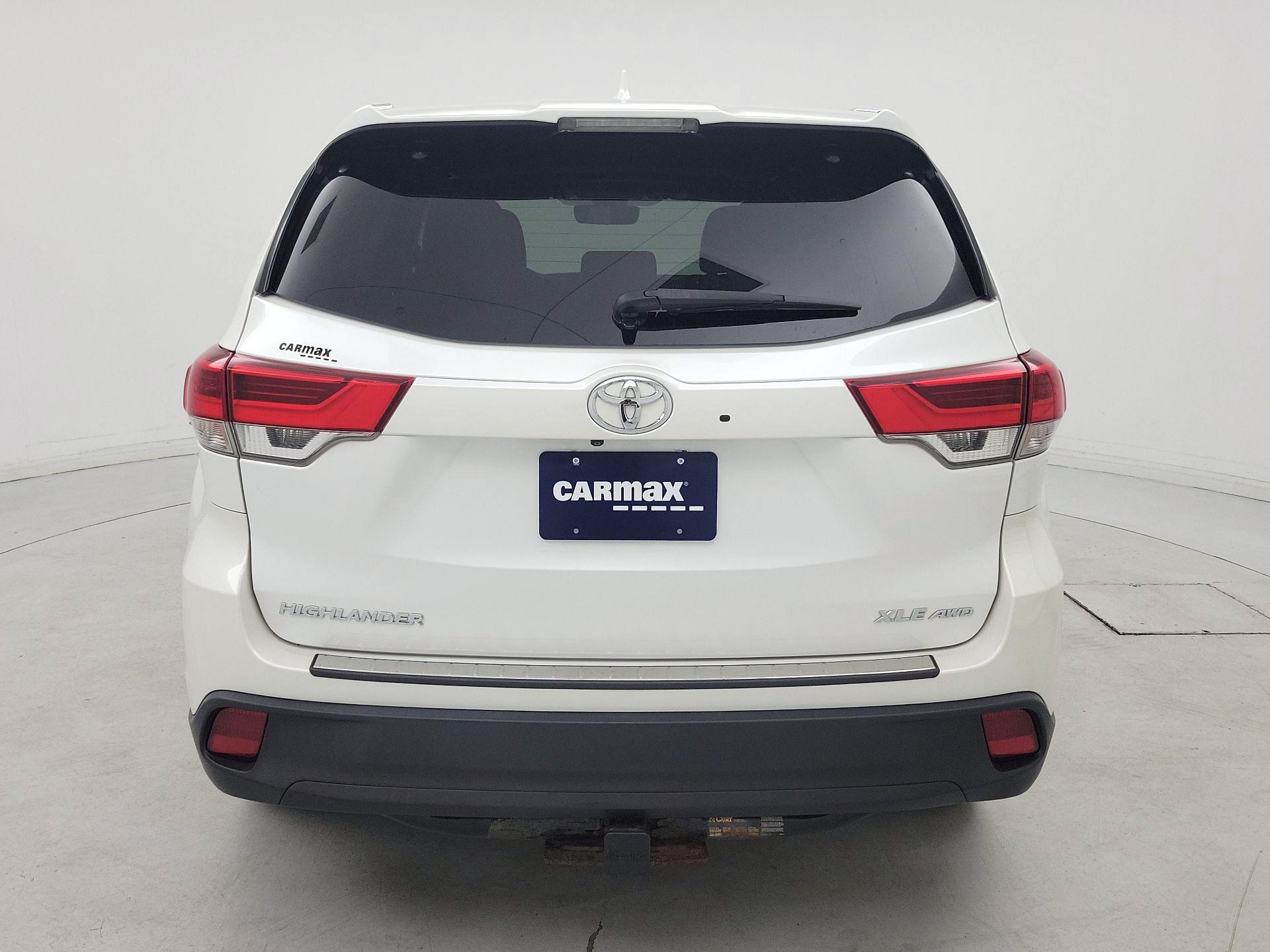 Thumbnail: 2017 Toyota Highlander - 6