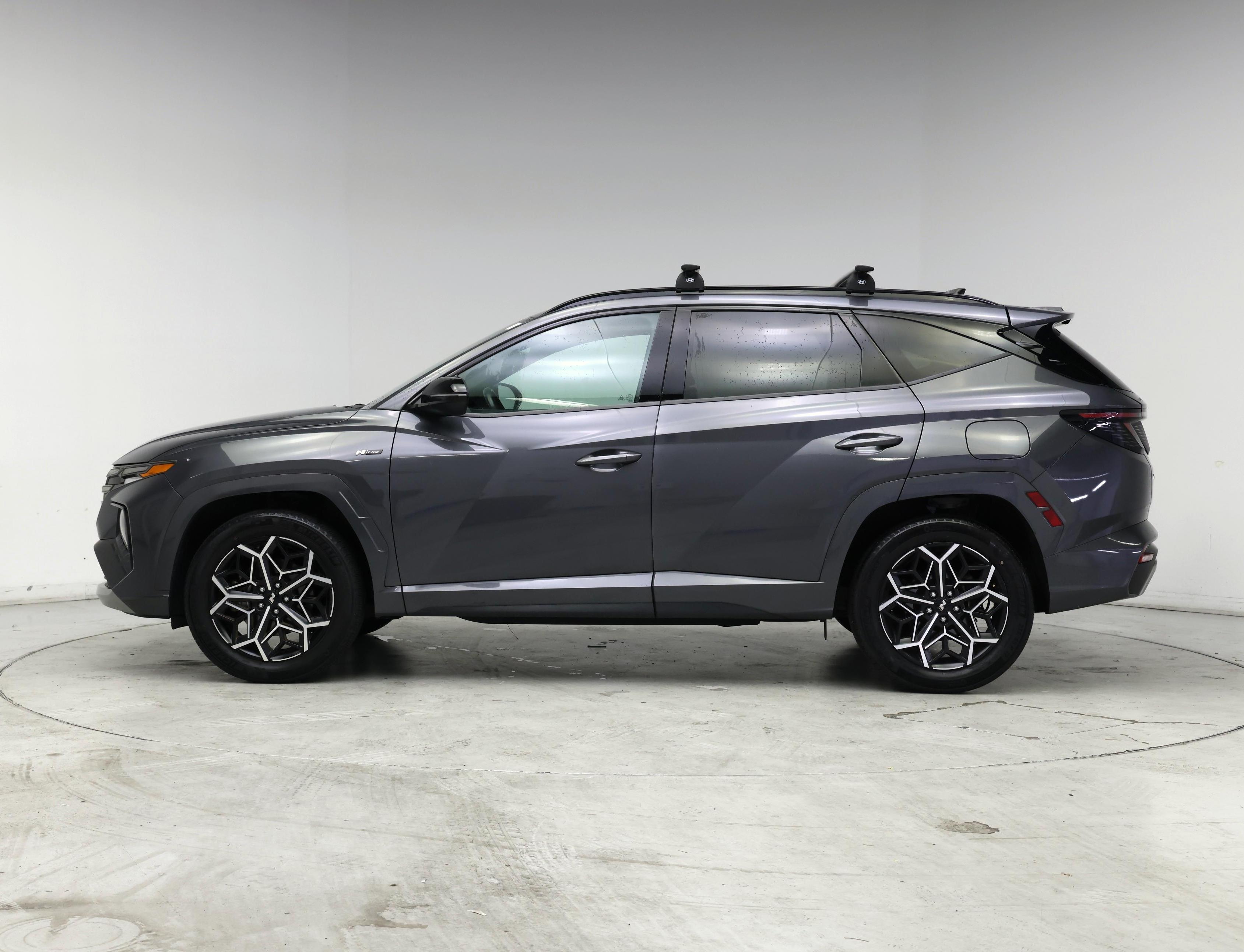 Thumbnail: 2022 Hyundai Tucson - 3