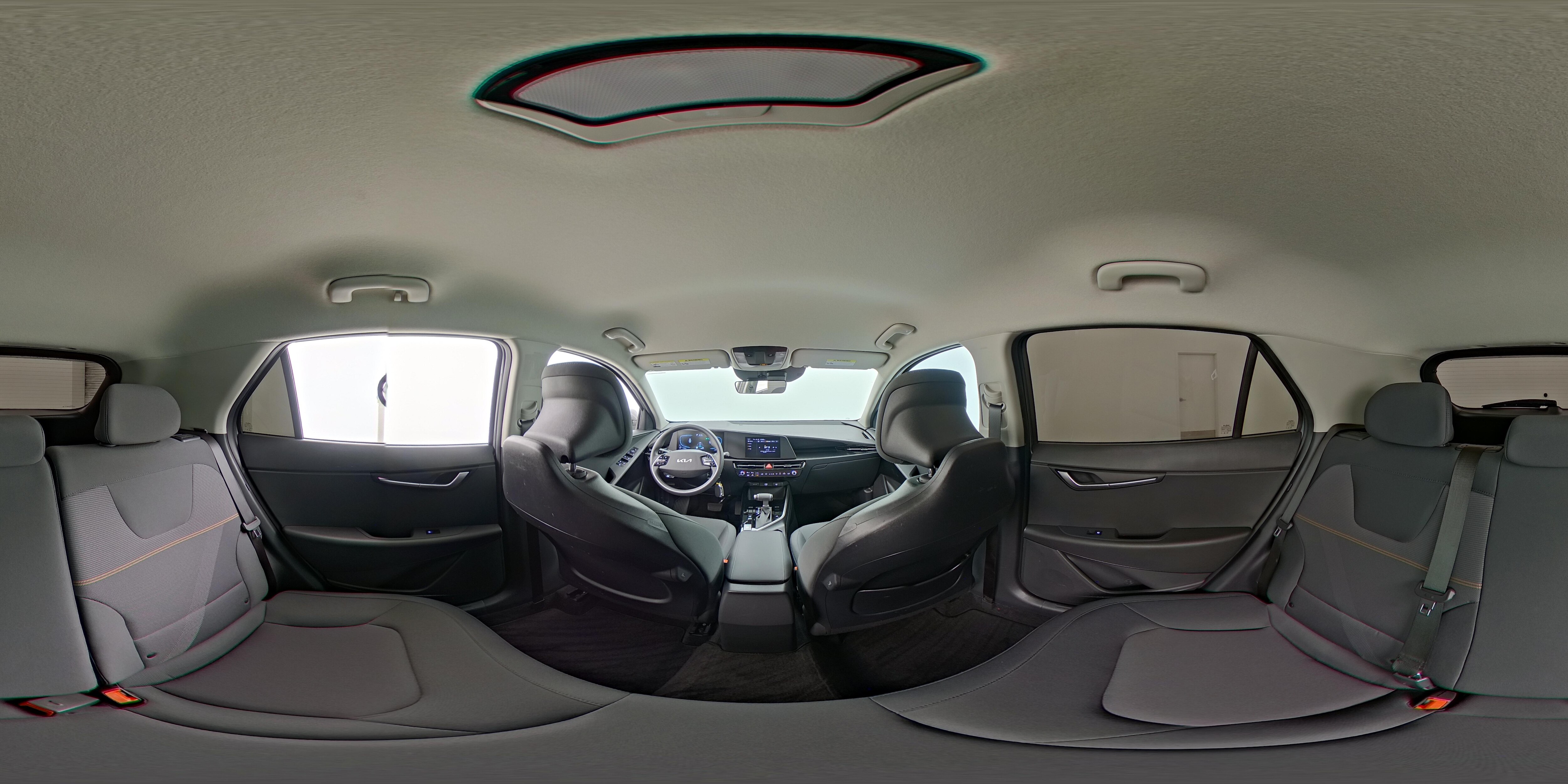 2025 Kia Niro LX - Photo 25