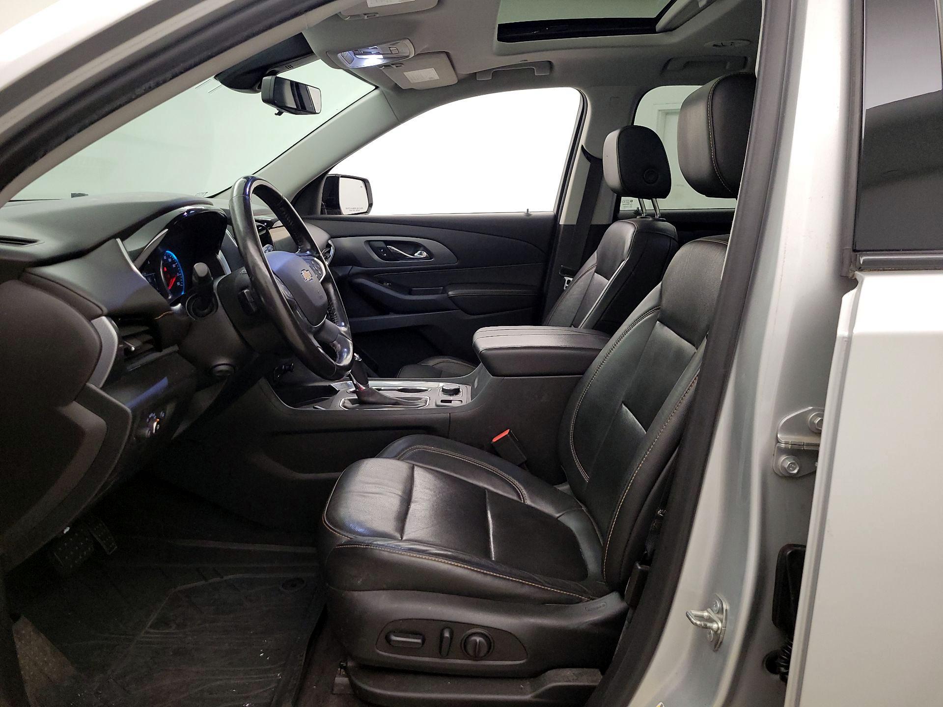 Thumbnail: 2019 Chevrolet Traverse - 11
