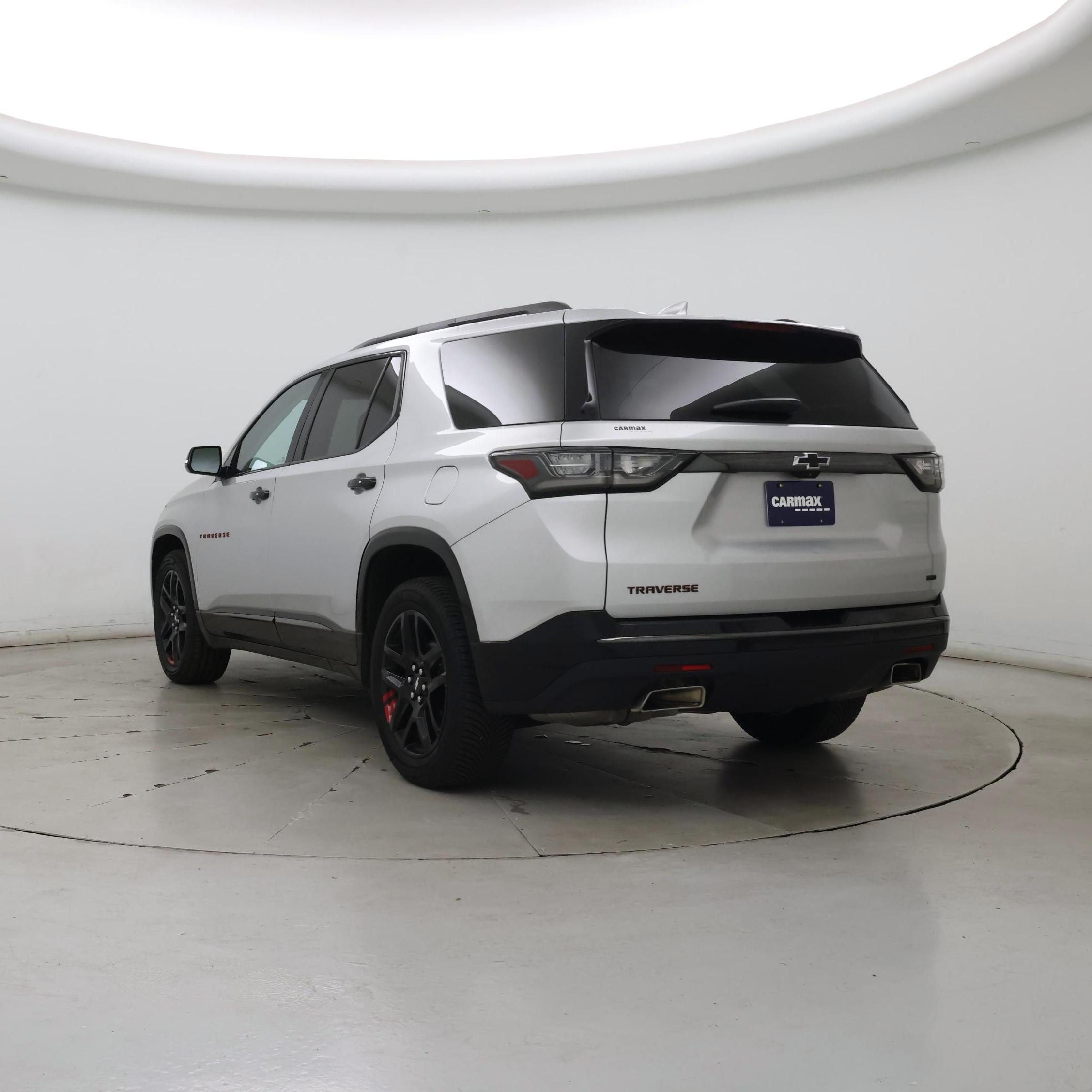 Thumbnail: 2019 Chevrolet Traverse - 2