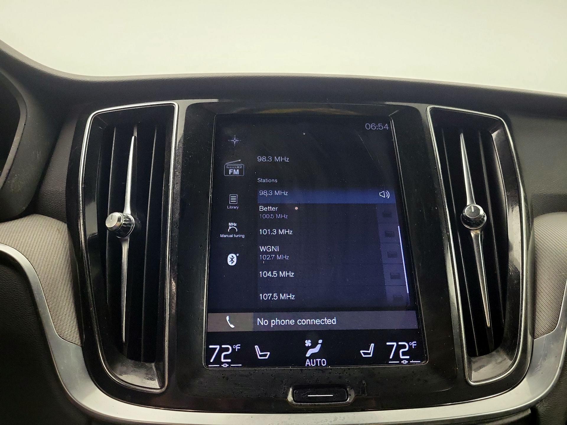 Thumbnail: 2019 Volvo S60 - 15