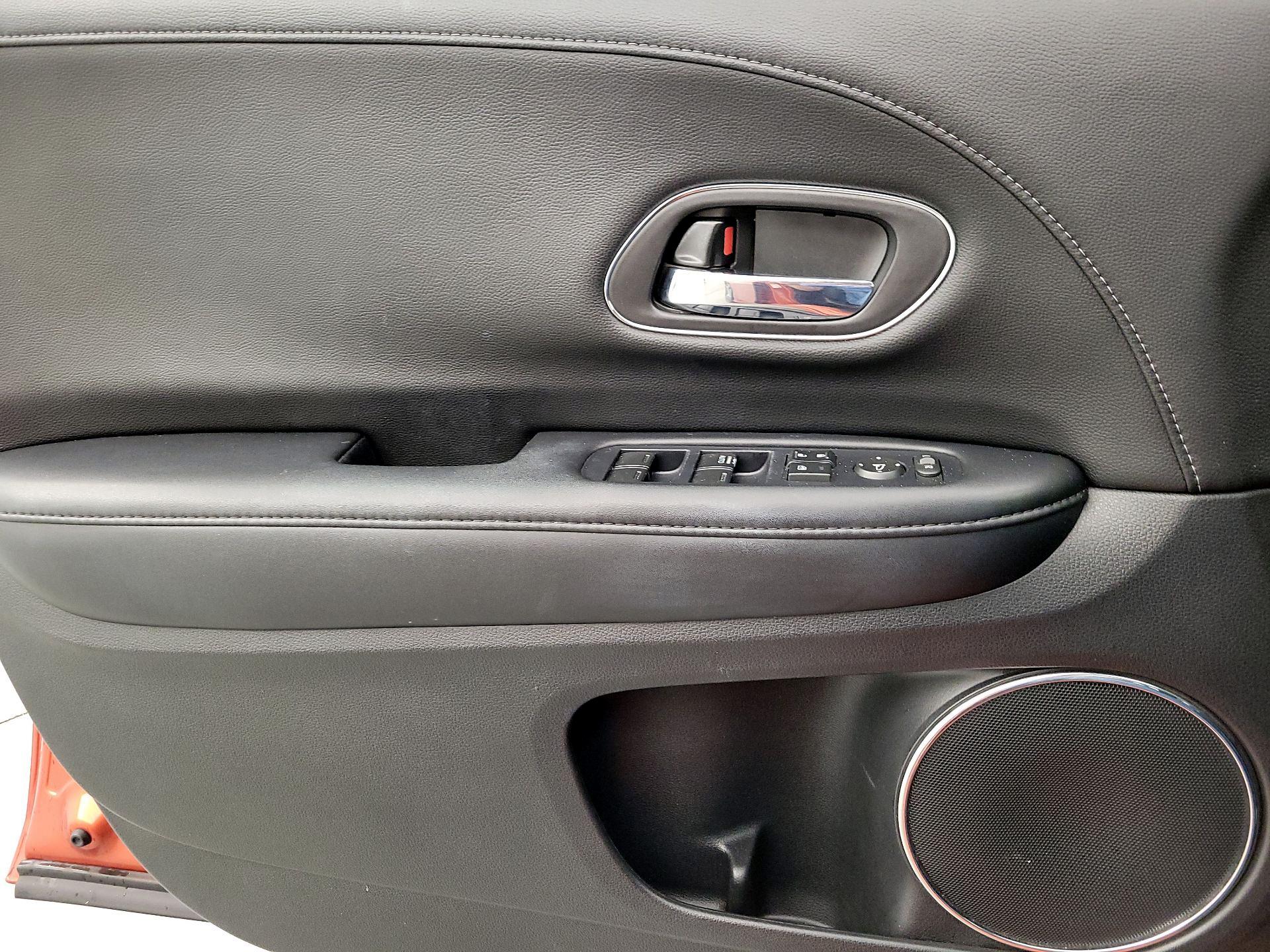 Thumbnail: 2019 Honda HR-V - 12