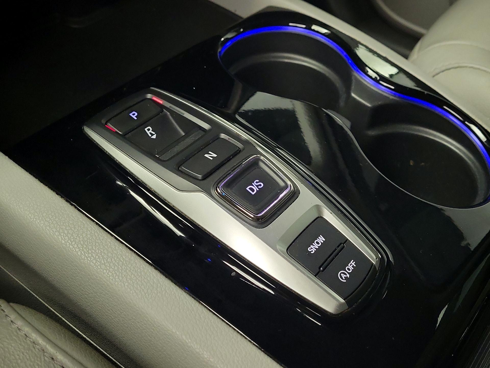 Thumbnail: 2017 Honda Pilot - 17