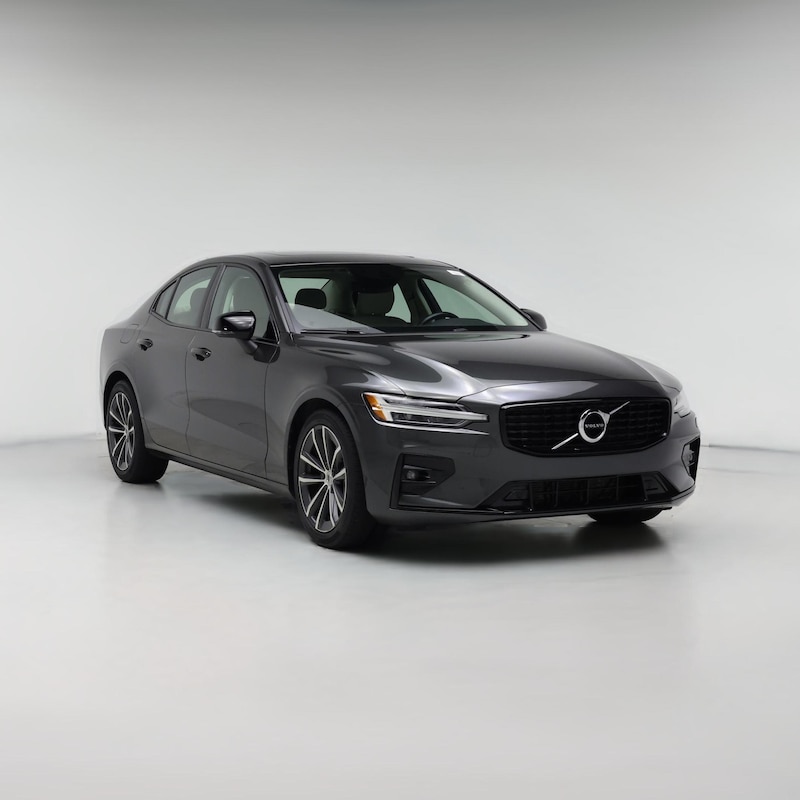 2022 Volvo S60 B5 Momentum
