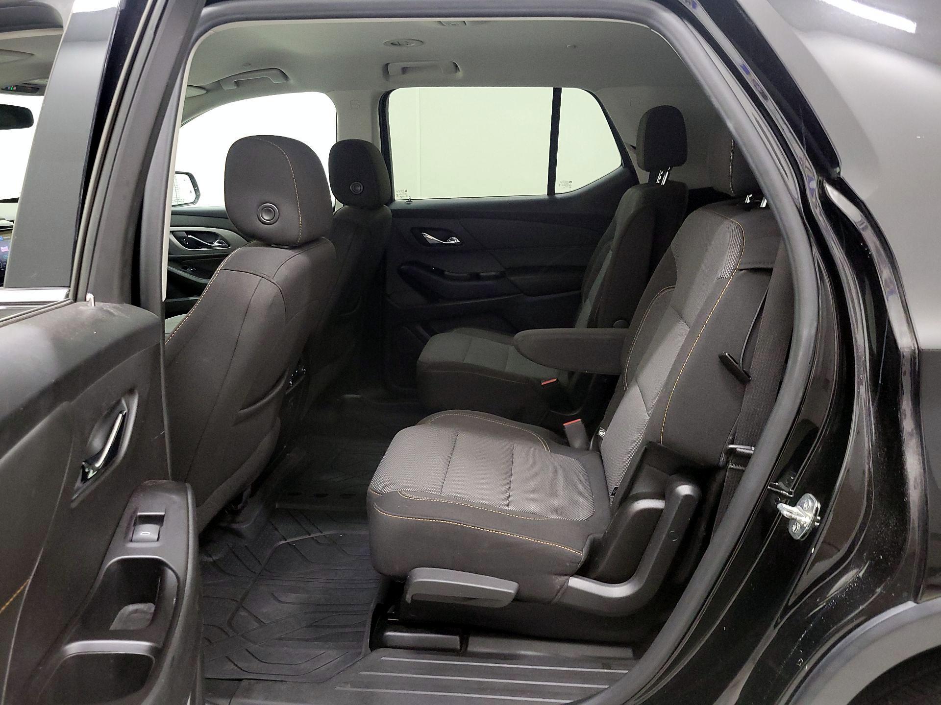 Thumbnail: 2020 Chevrolet Traverse - 19