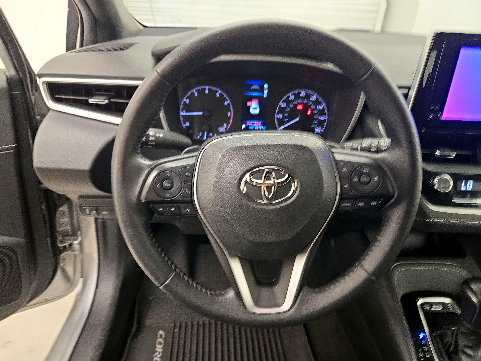 Thumbnail: 2023 Toyota Corolla - 10