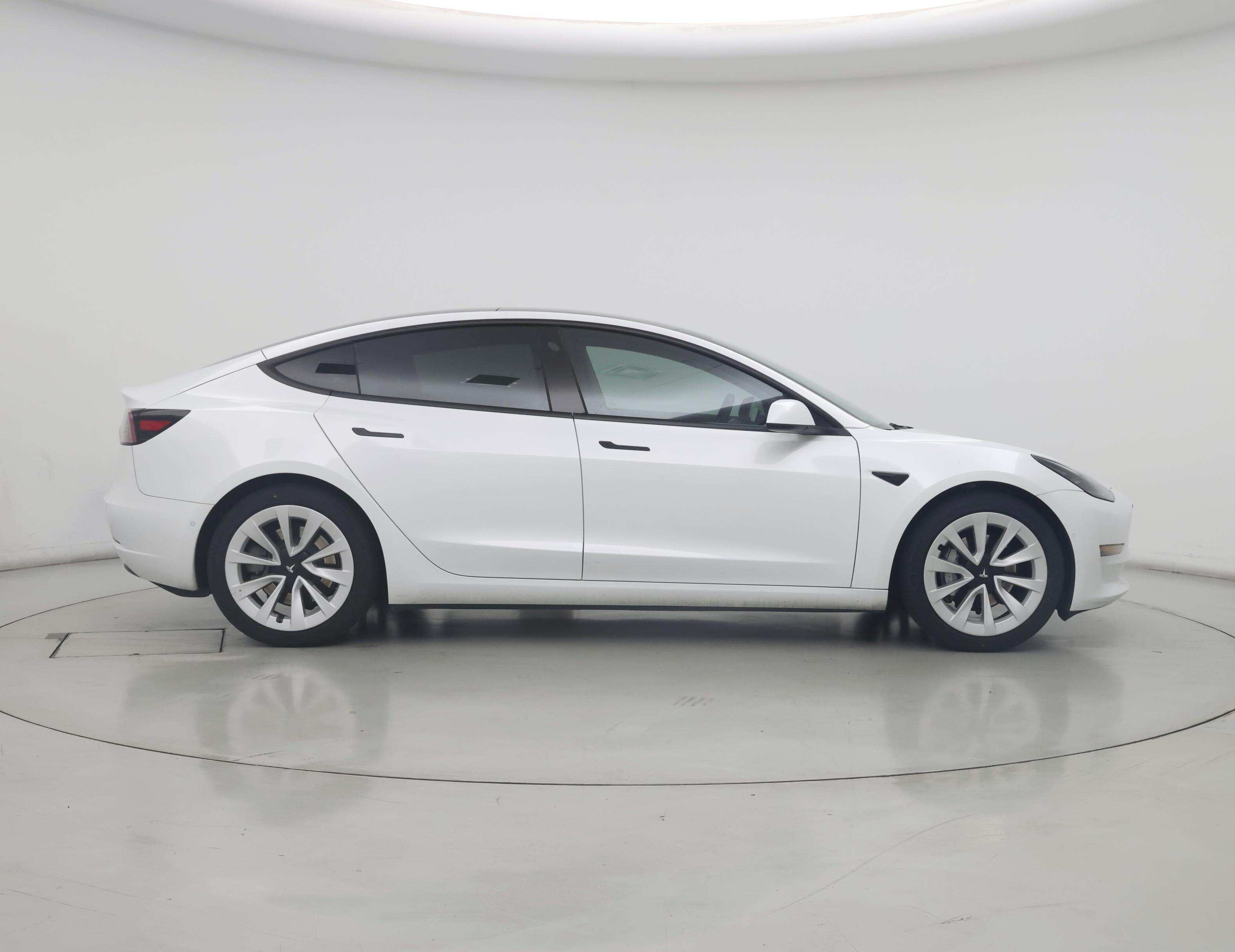 Thumbnail: 2021 Tesla Model 3 - 7