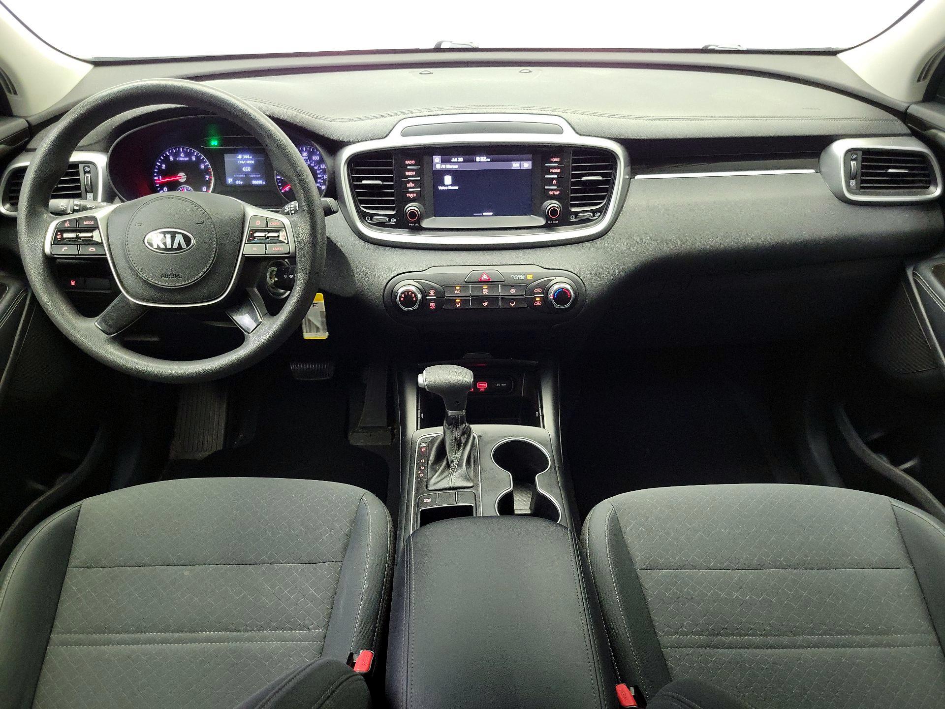 Thumbnail: 2019 Kia Sorento - 9
