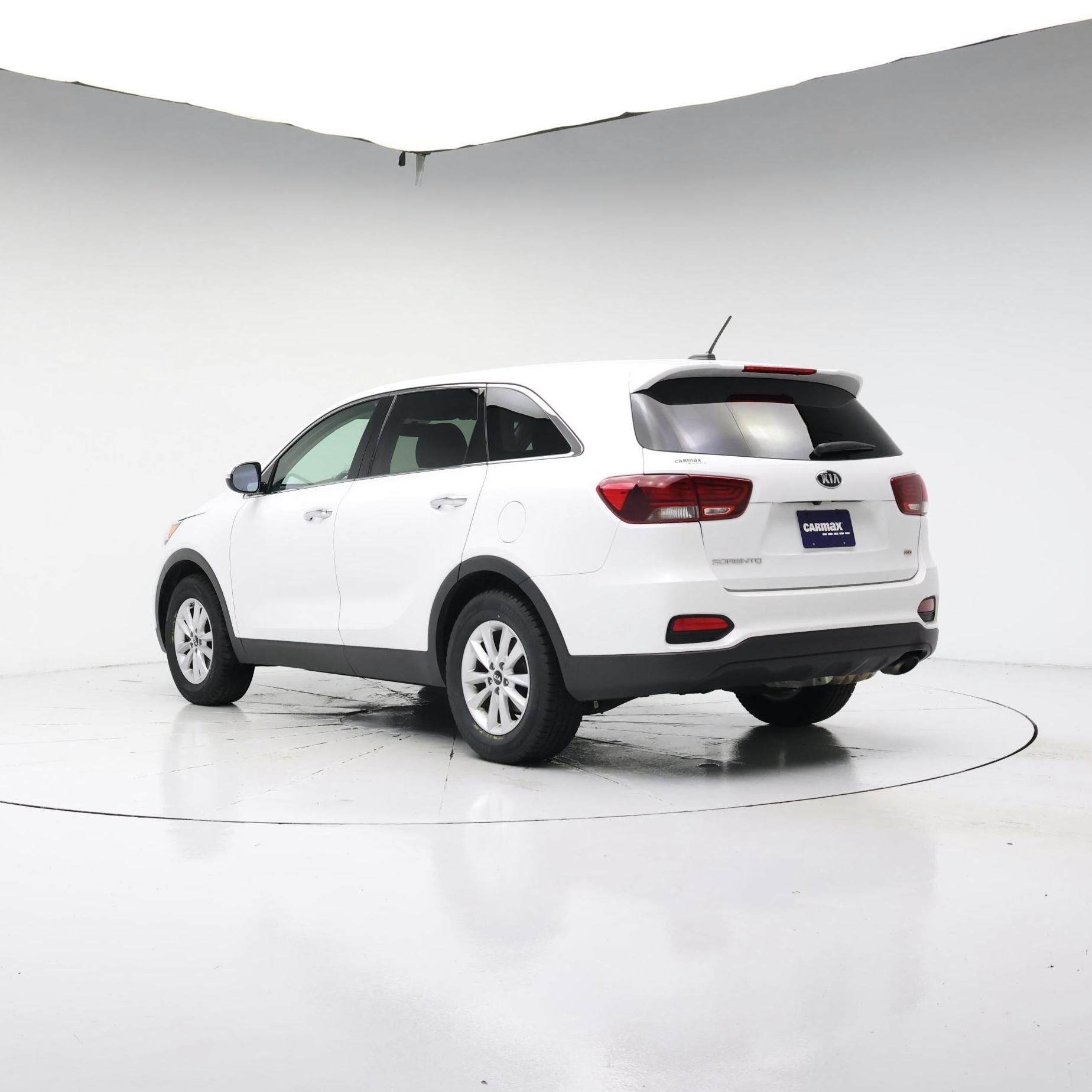 Thumbnail: 2019 Kia Sorento - 2