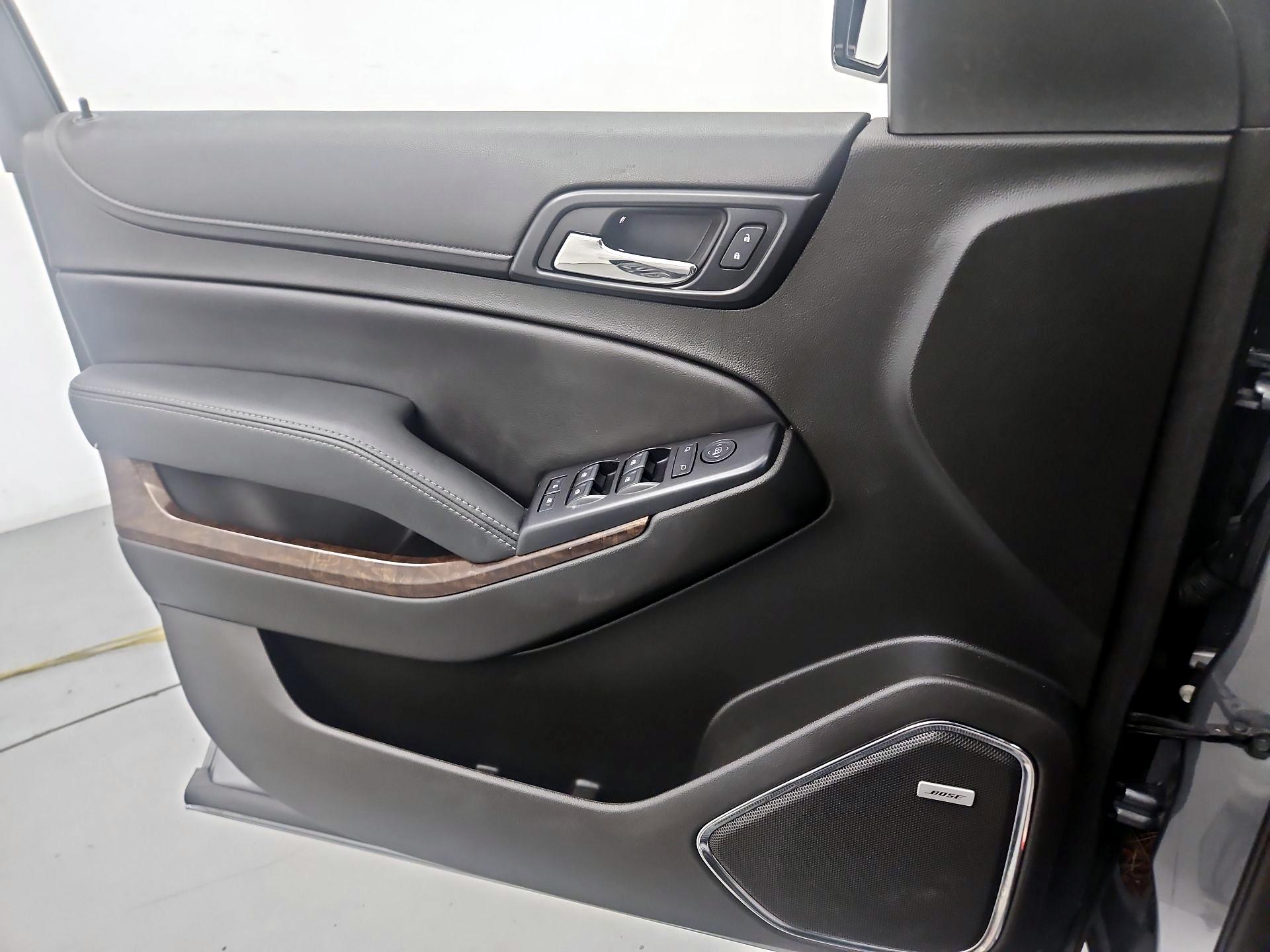 Thumbnail: 2018 Chevrolet Tahoe - 12