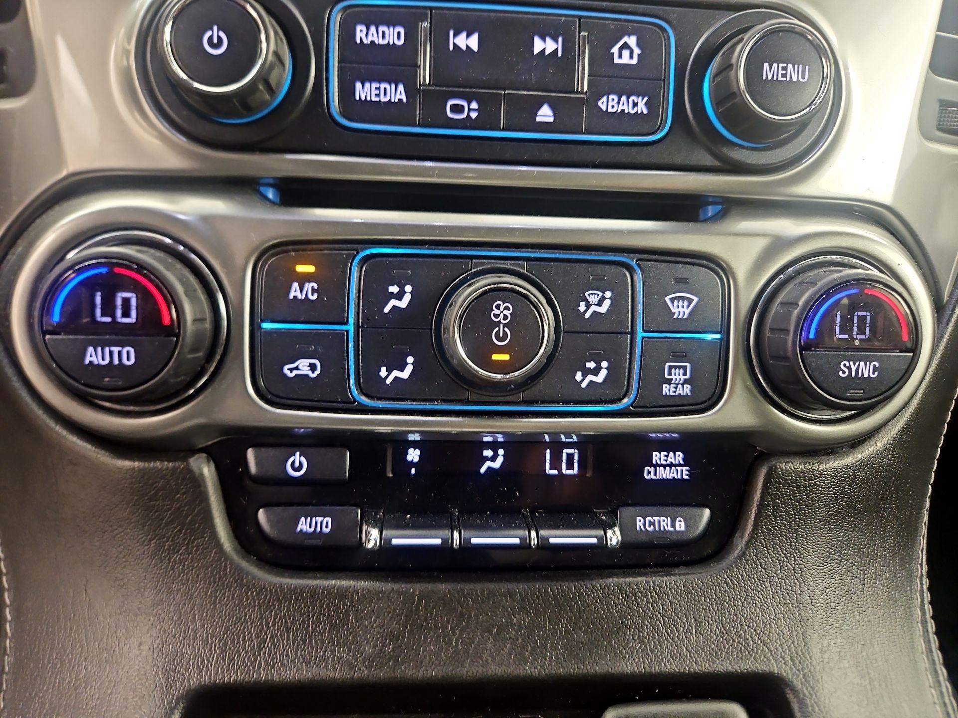 Thumbnail: 2018 Chevrolet Tahoe - 16