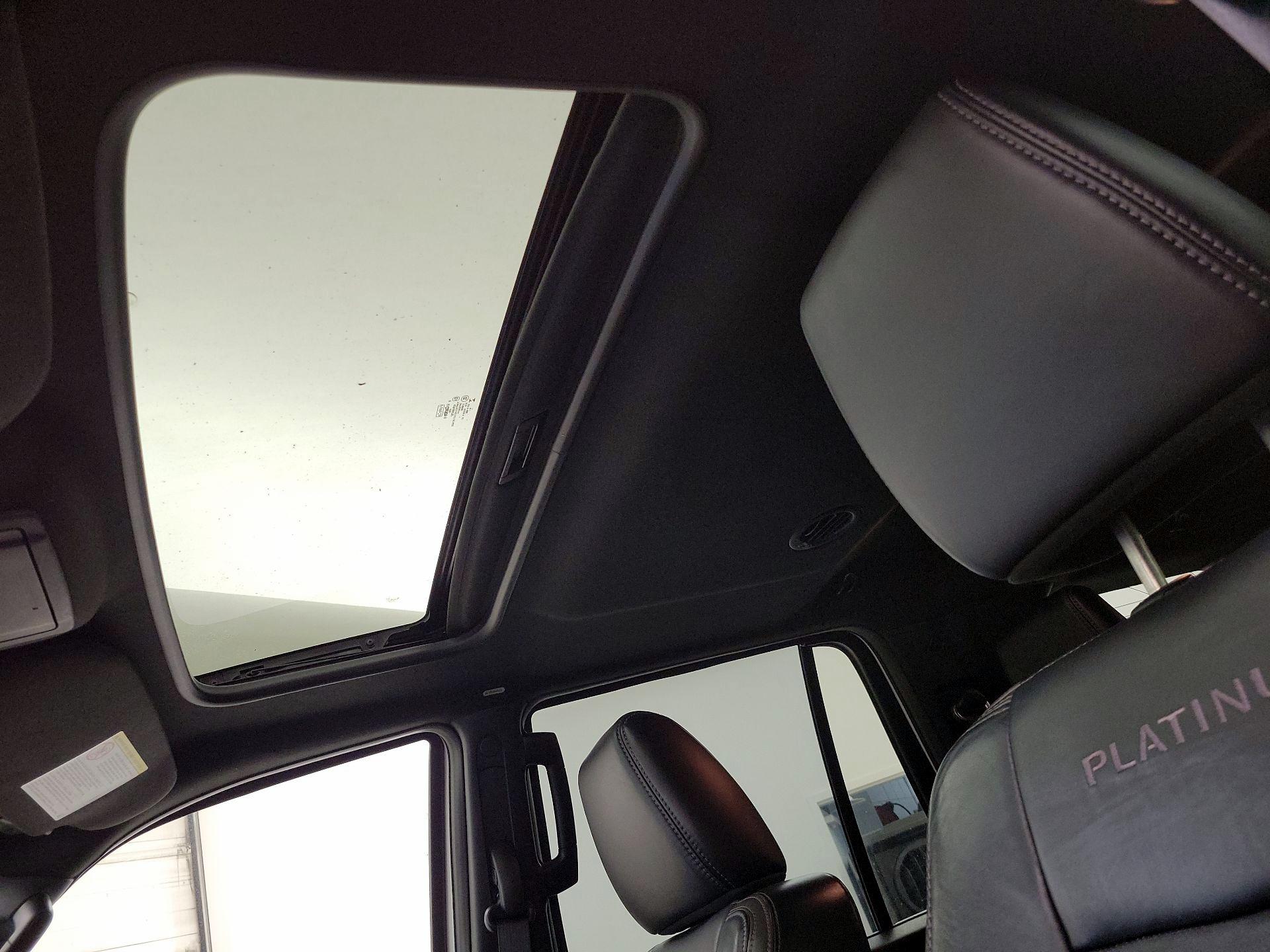 Thumbnail: 2017 Ford Expedition - 18