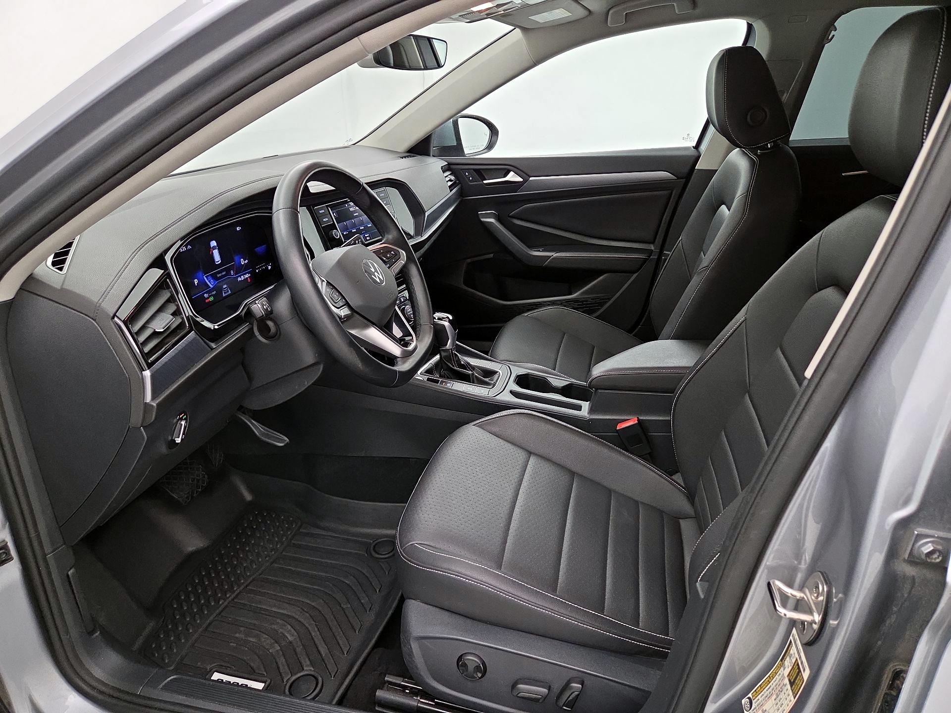 Thumbnail: 2024 Volkswagen Jetta - 11