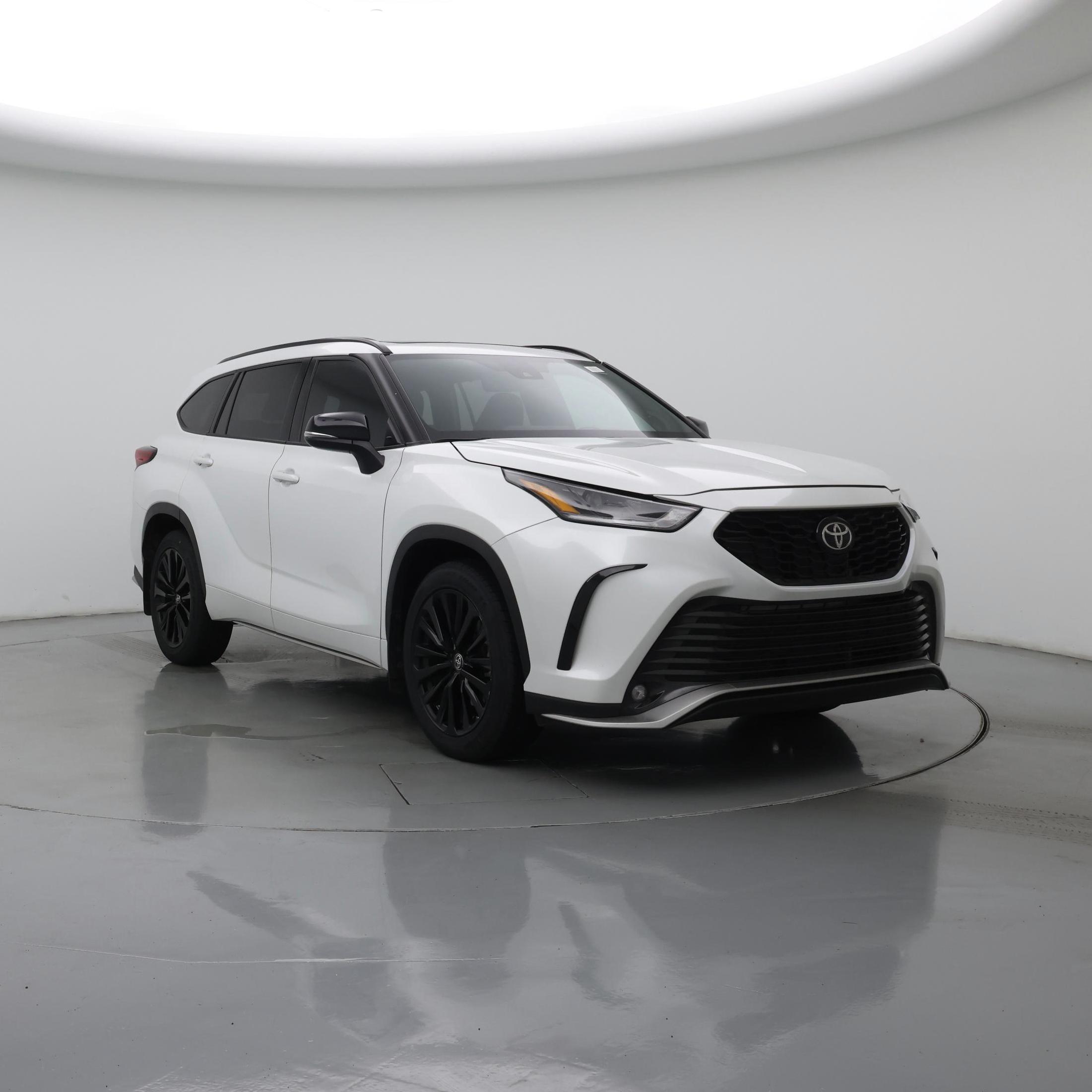 White 2023 Toyota Highlander SUV / Crossover Front-Wheel Drive Automatic