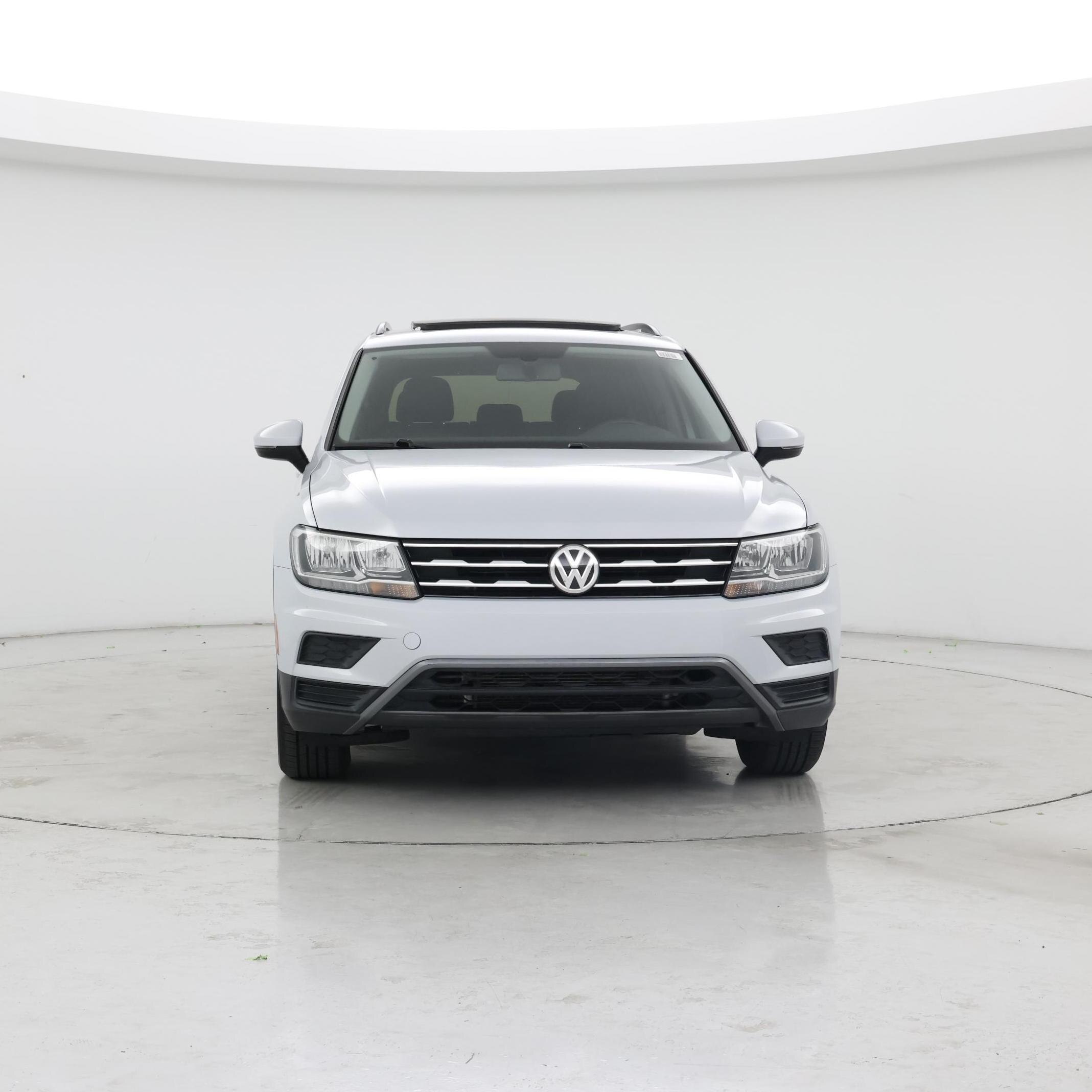 Thumbnail: 2018 Volkswagen Tiguan - 5