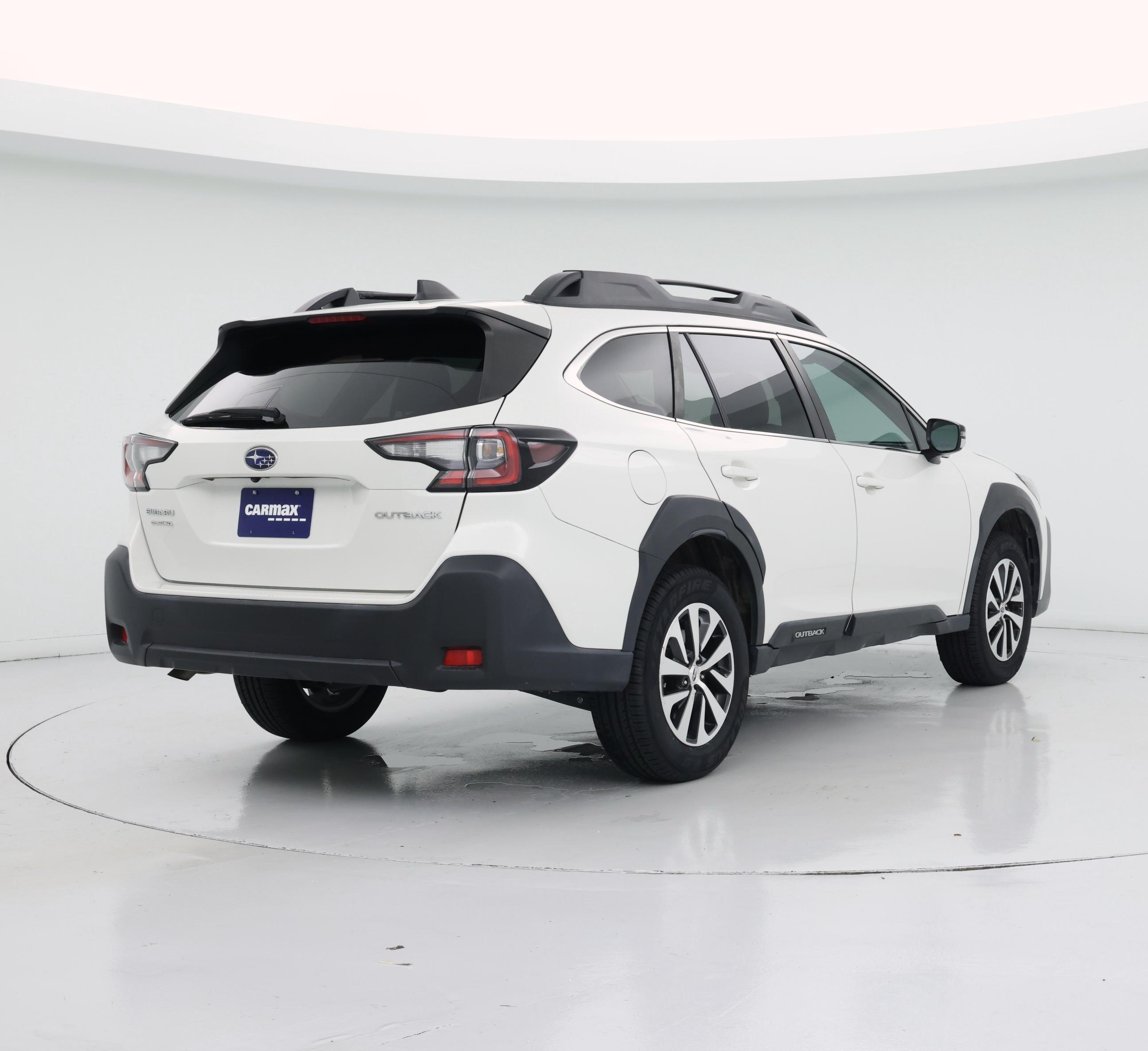 Thumbnail: 2023 Subaru Outback - 8