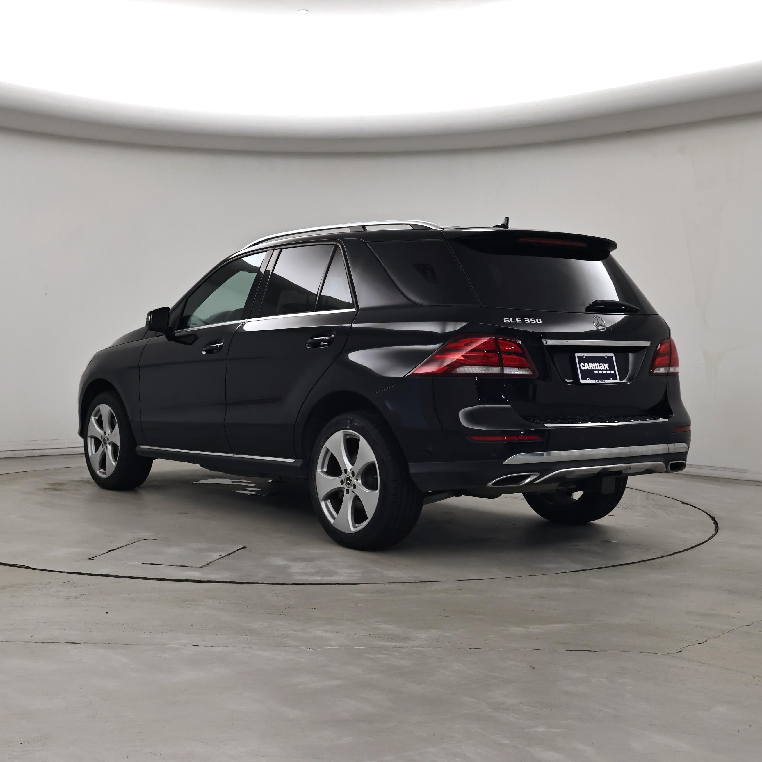 Thumbnail: 2017 Mercedes-Benz GLE - 2