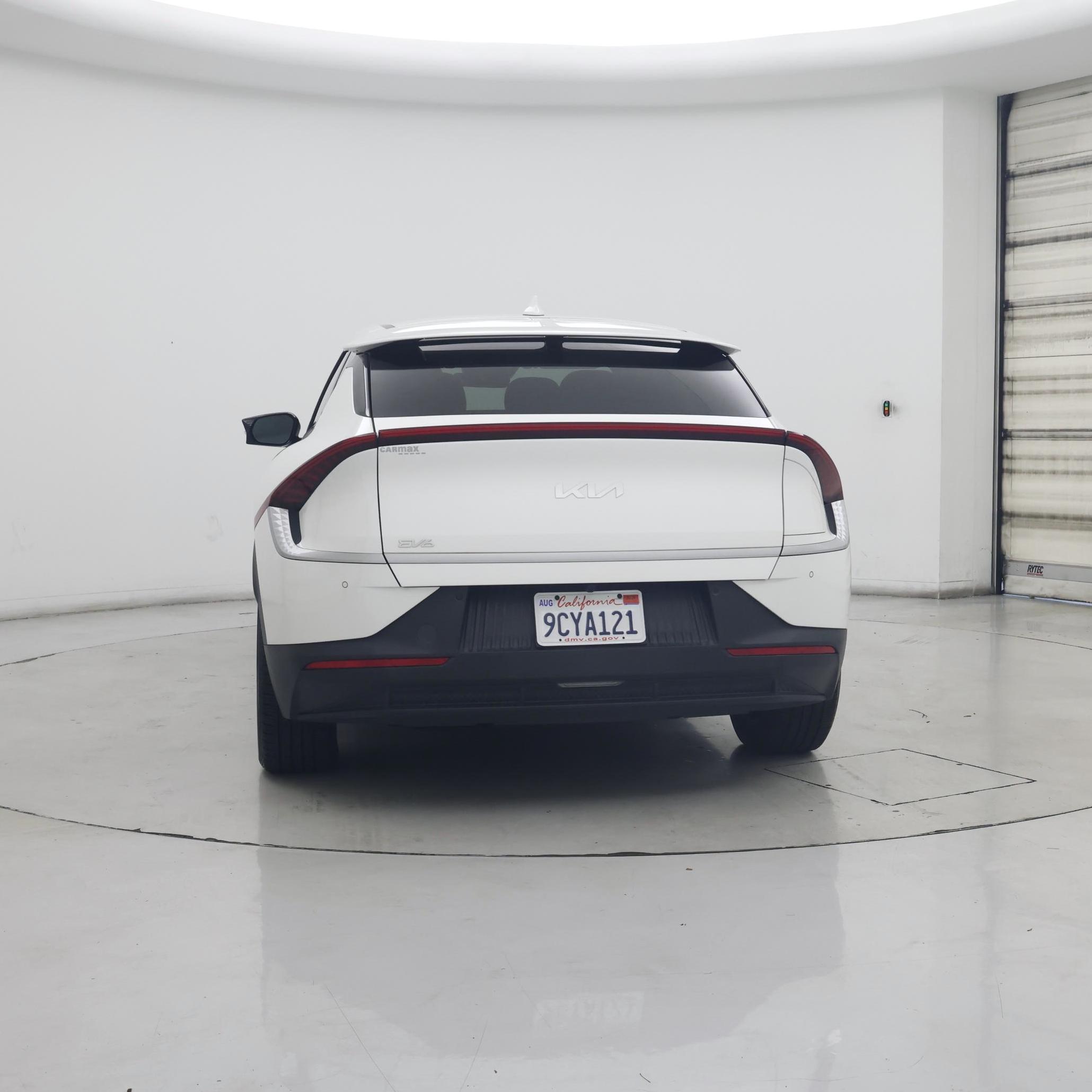 Thumbnail: 2022 Kia EV6 - 6