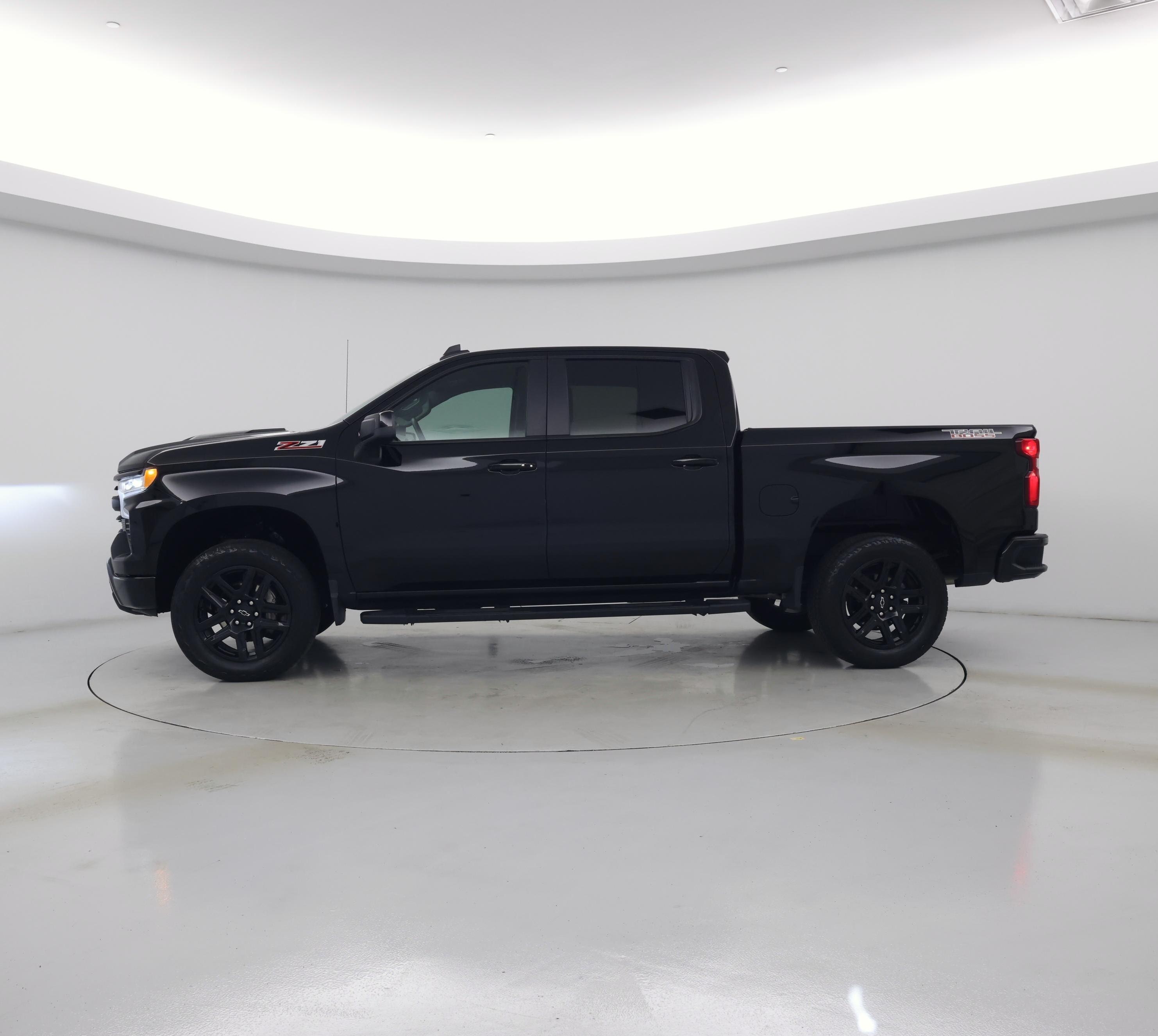 Thumbnail: 2024 Chevrolet Silverado 1500 - 3