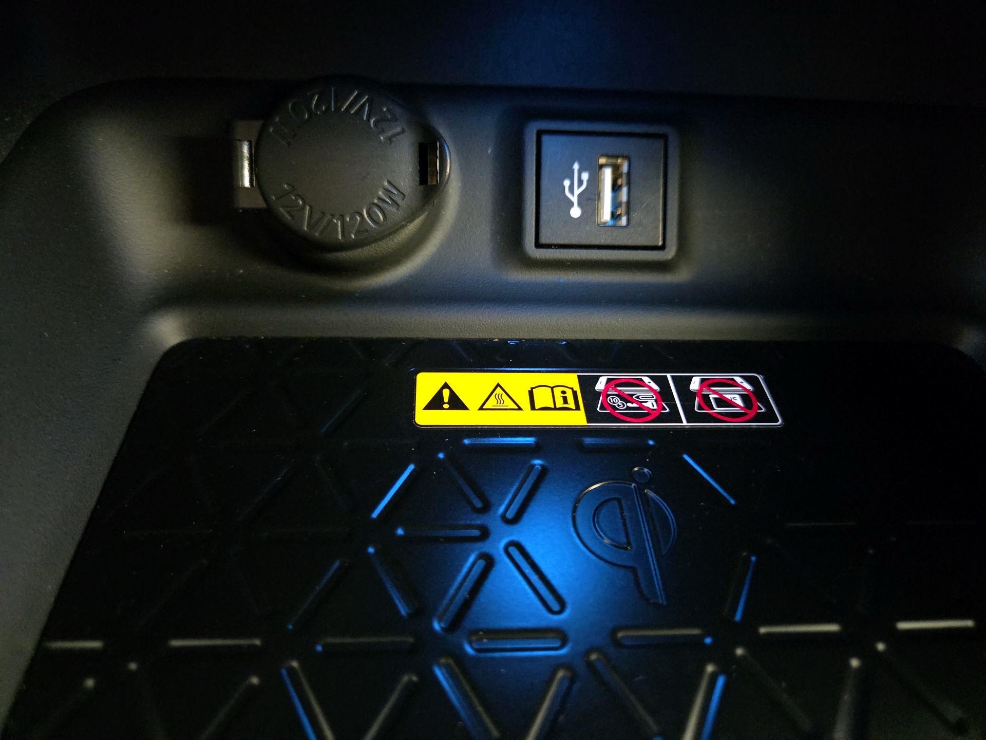 Thumbnail: 2024 Toyota RAV4 - 19