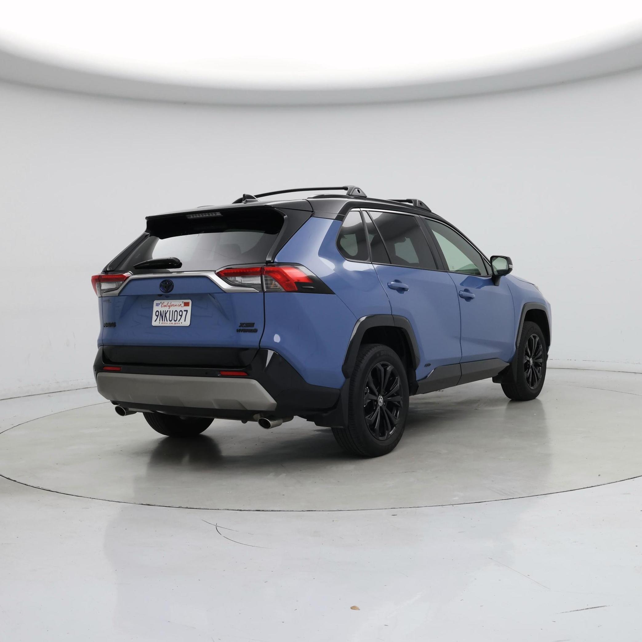 Thumbnail: 2024 Toyota RAV4 - 8