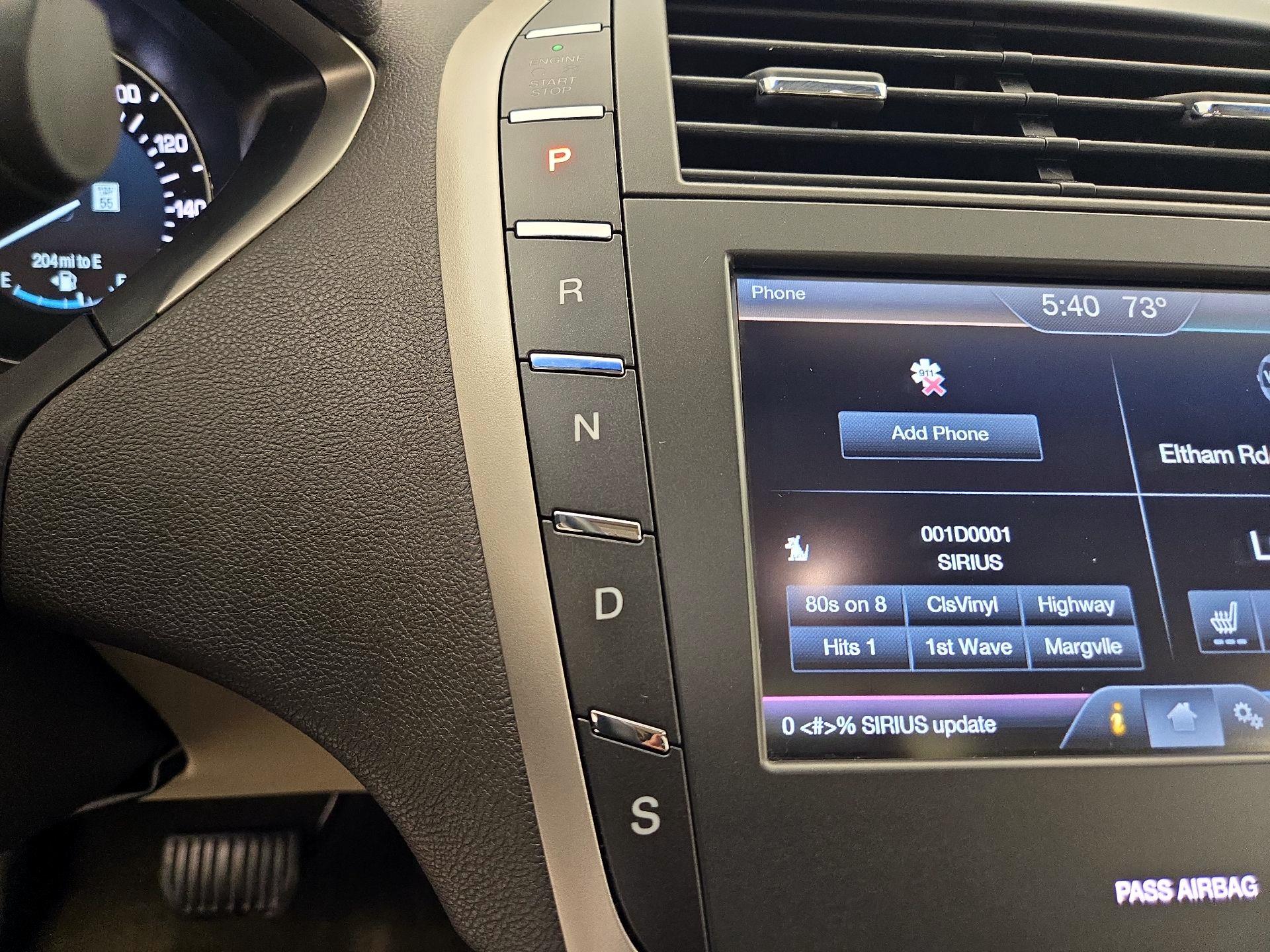 Thumbnail: 2016 Lincoln MKZ - 17