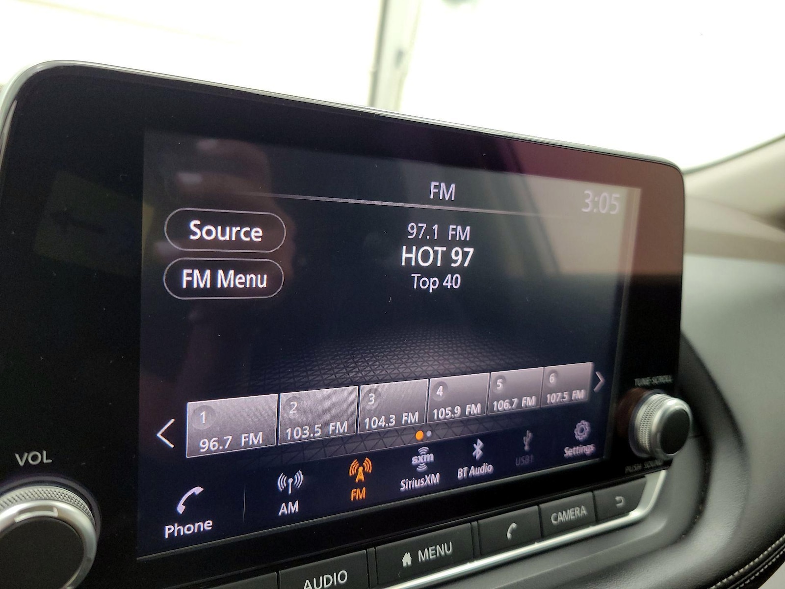 2021 Nissan Rogue SV - Photo 16