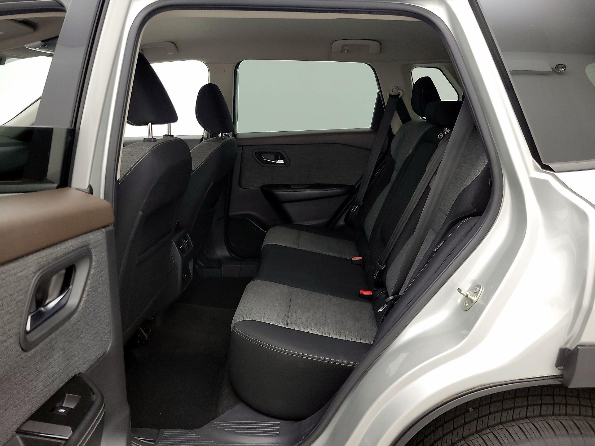 Thumbnail: 2021 Nissan Rogue - 19