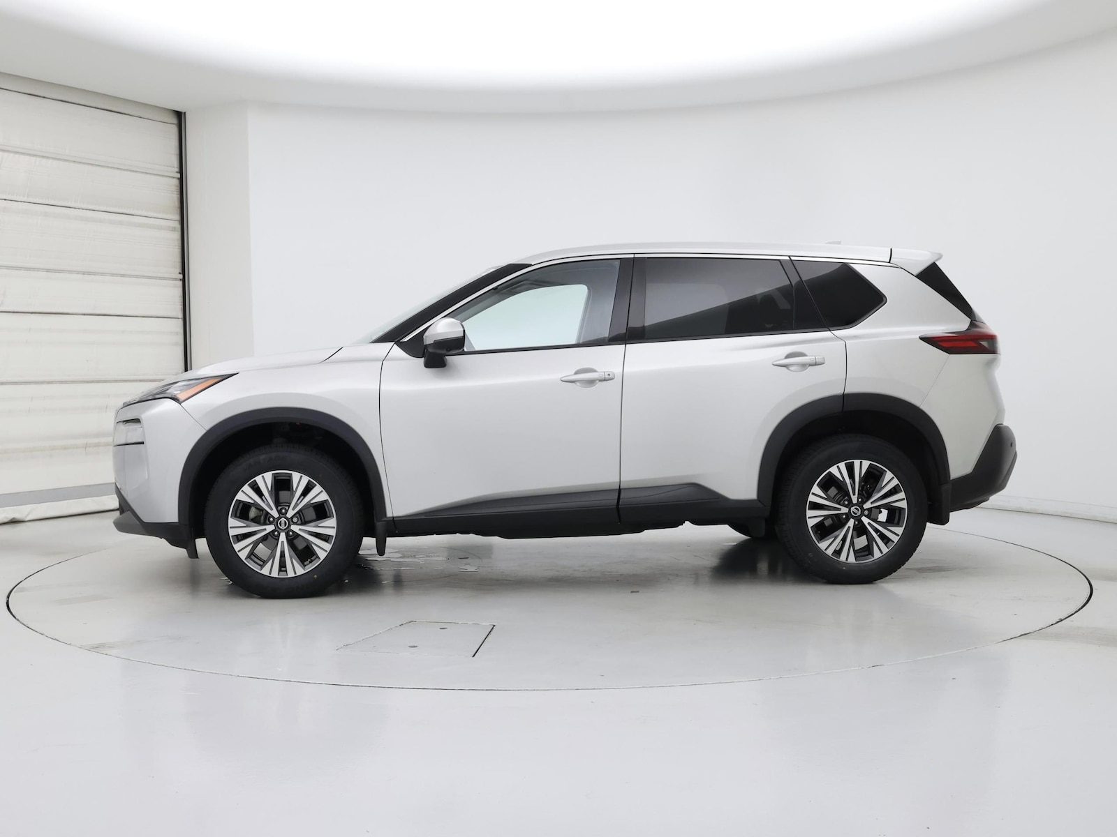 2021 Nissan Rogue SV - Photo 4
