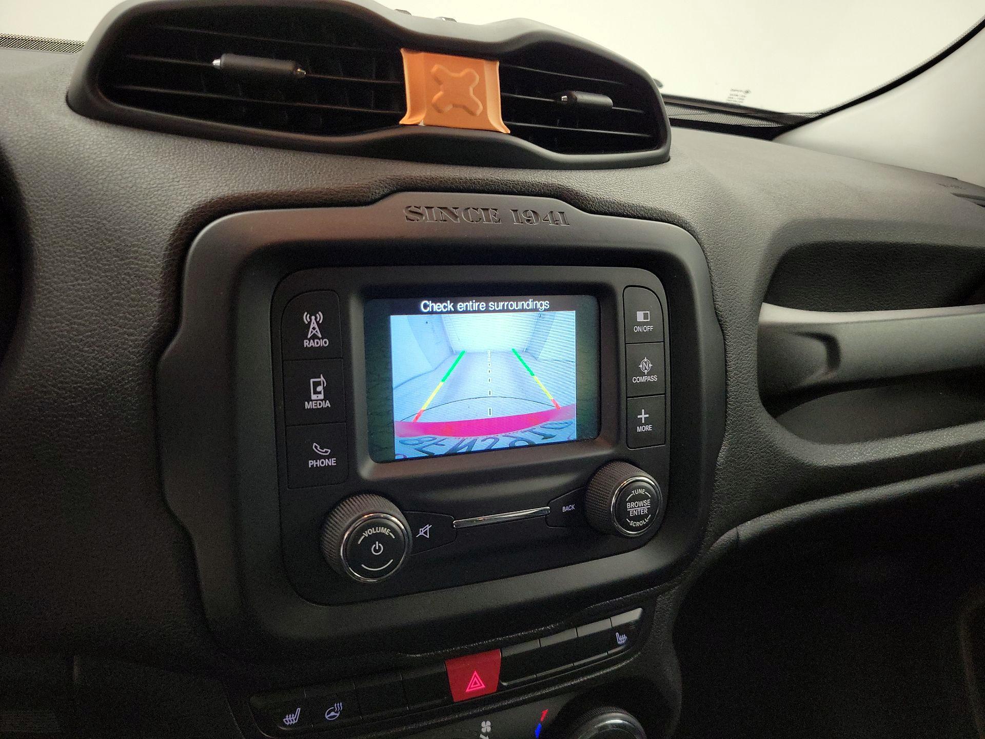 Thumbnail: 2015 Jeep Renegade - 14