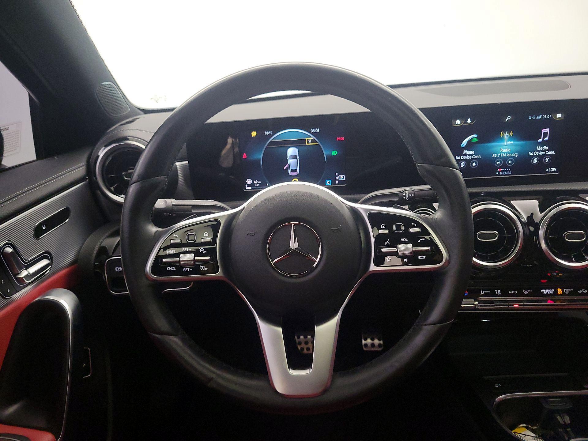 Thumbnail: 2020 Mercedes-Benz A-Class - 10