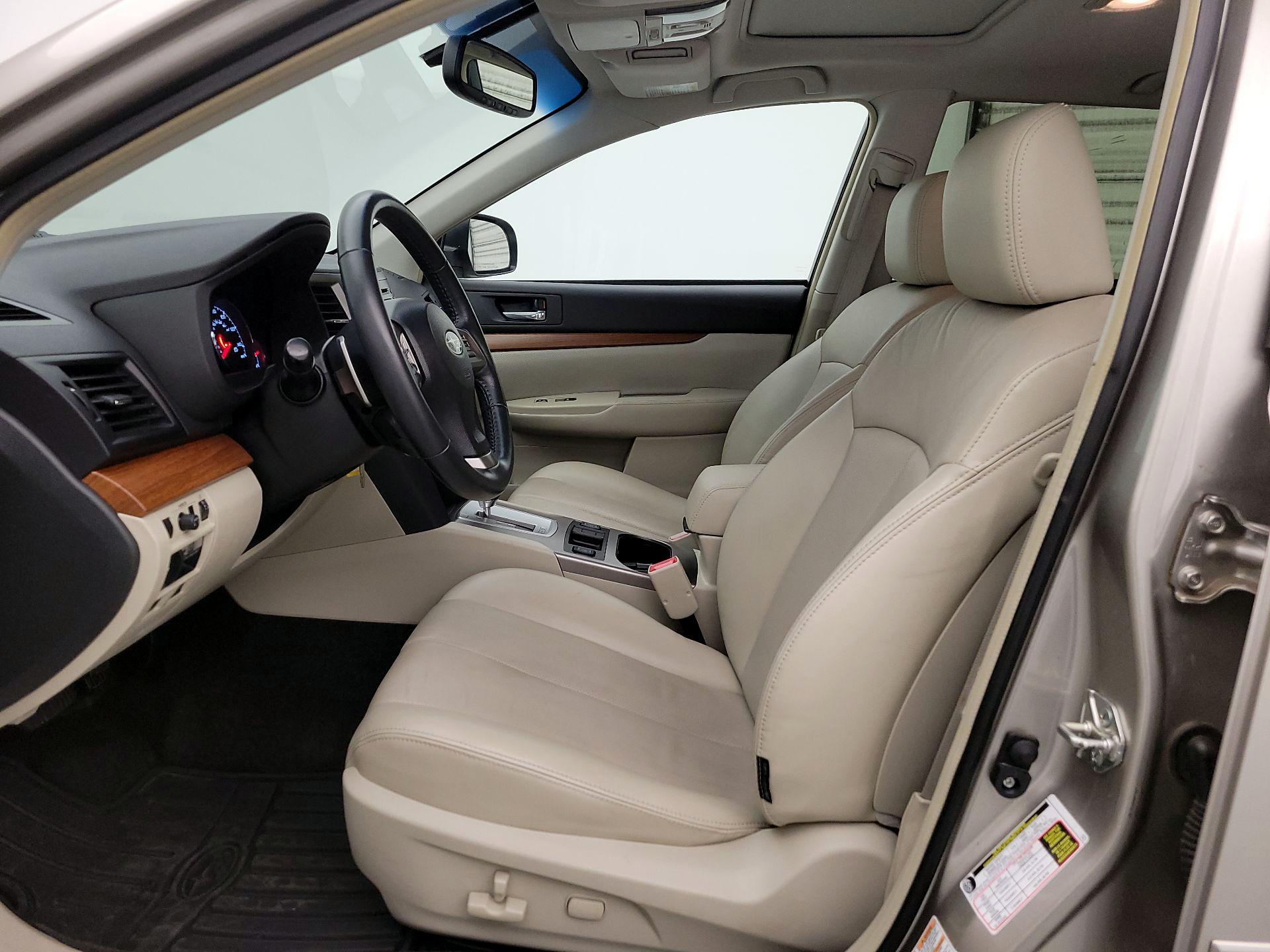 Thumbnail: 2014 Subaru Outback - 11